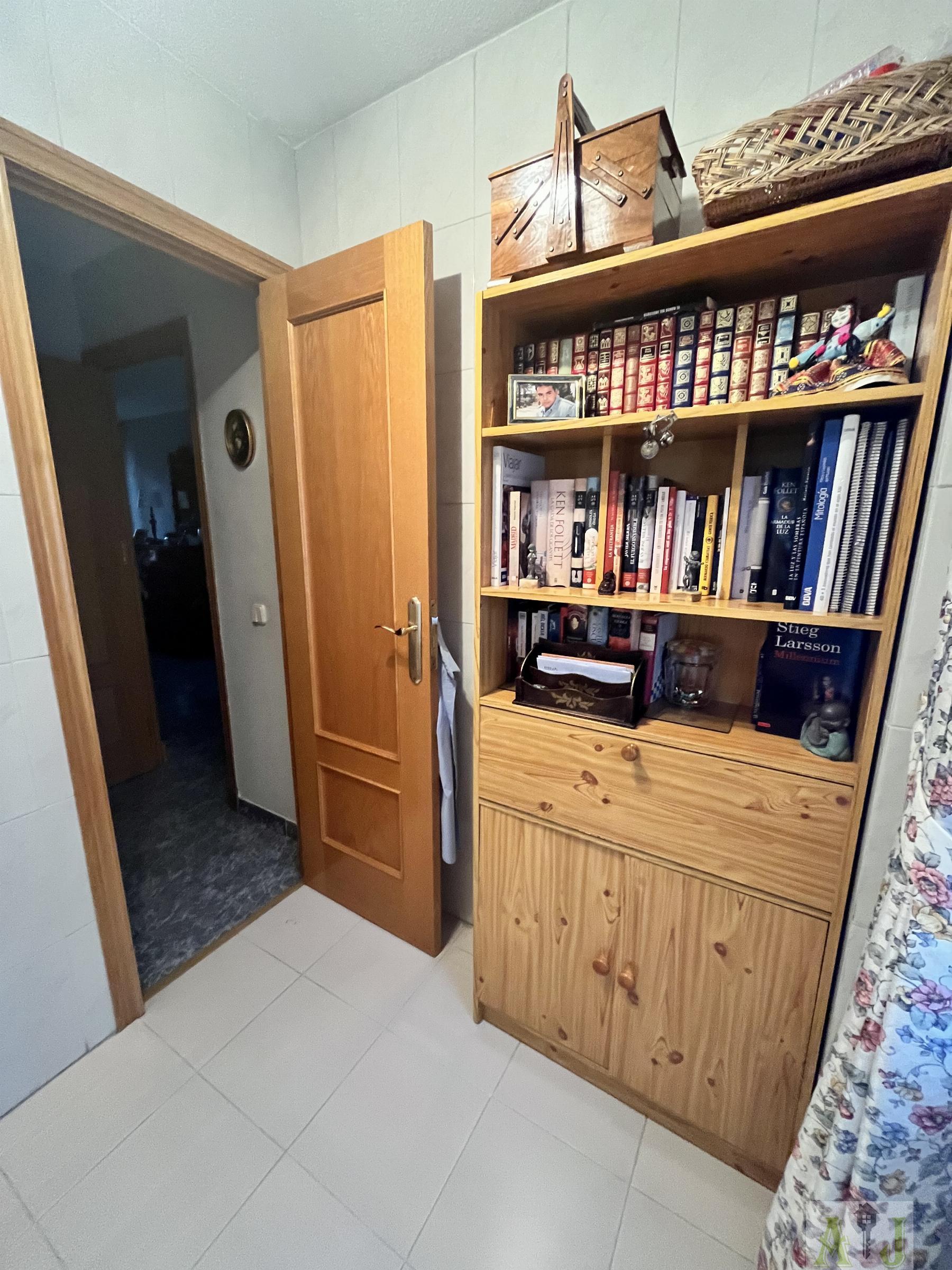 For sale of flat in Paracuellos de Jarama