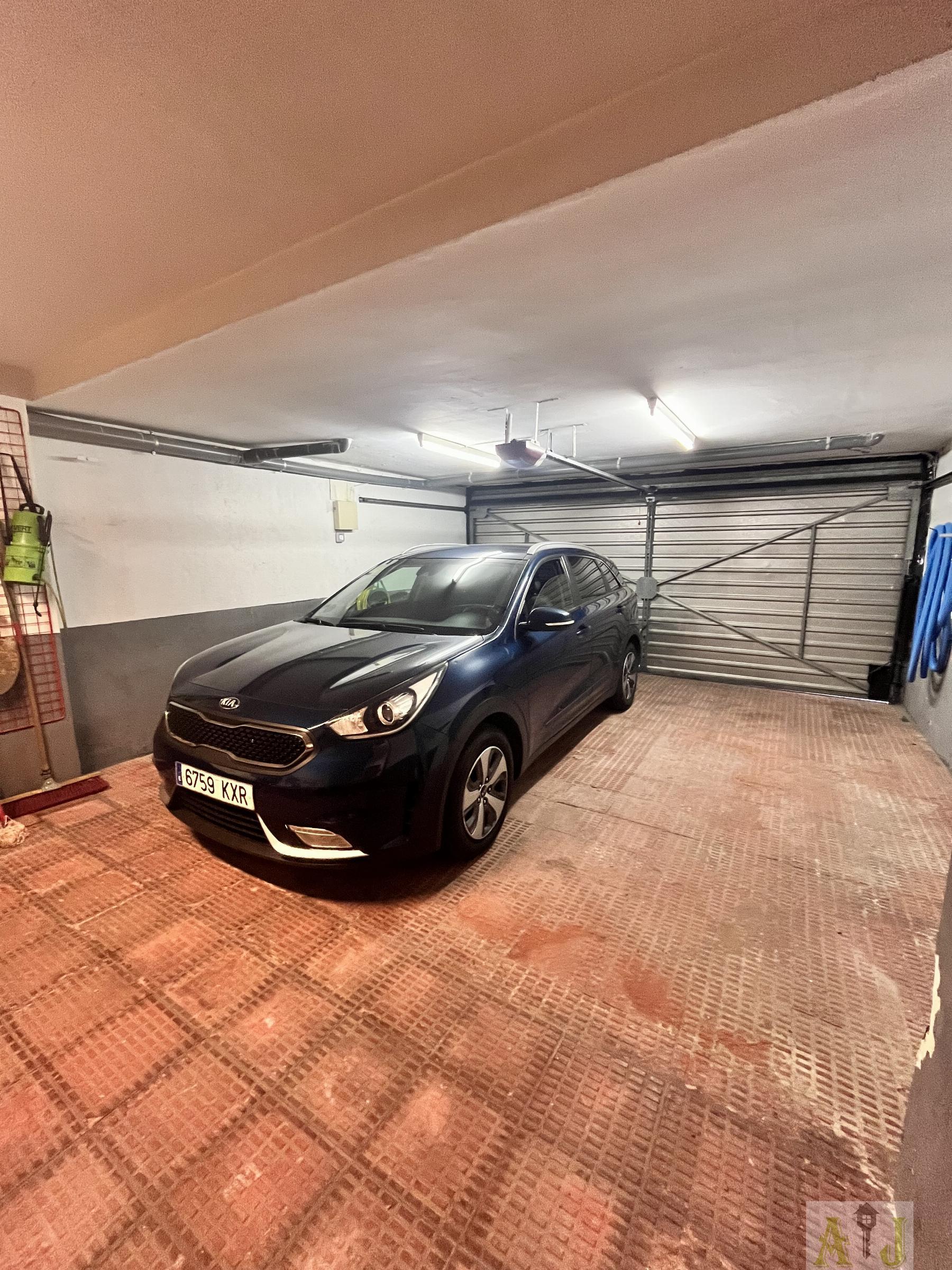 For sale of flat in Paracuellos de Jarama