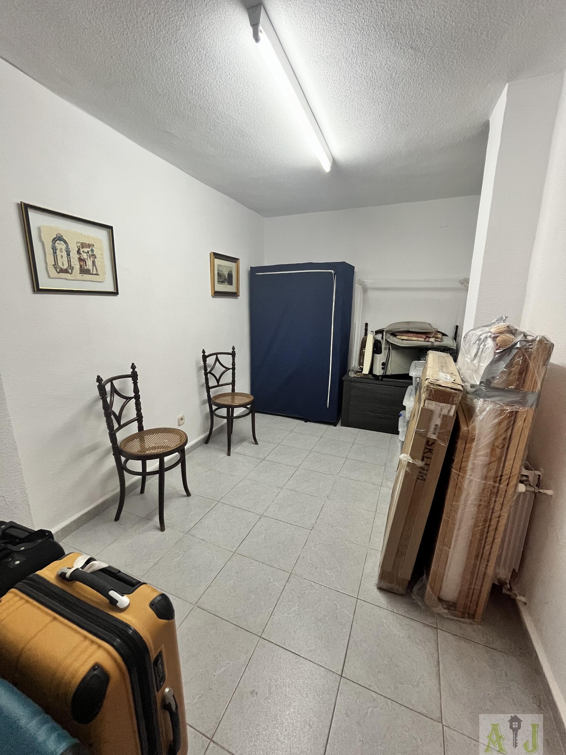 For sale of flat in Paracuellos de Jarama