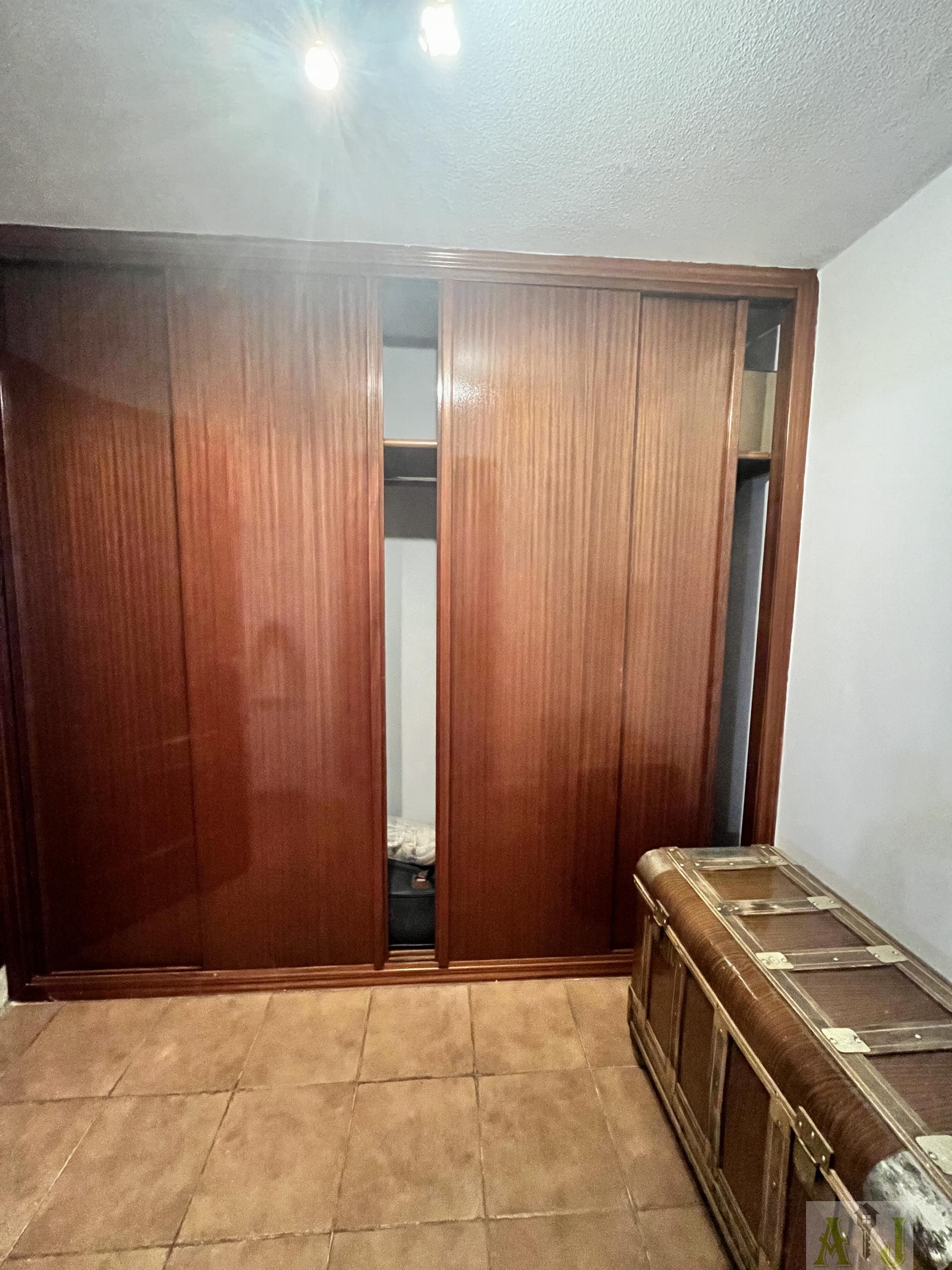 For sale of flat in Paracuellos de Jarama