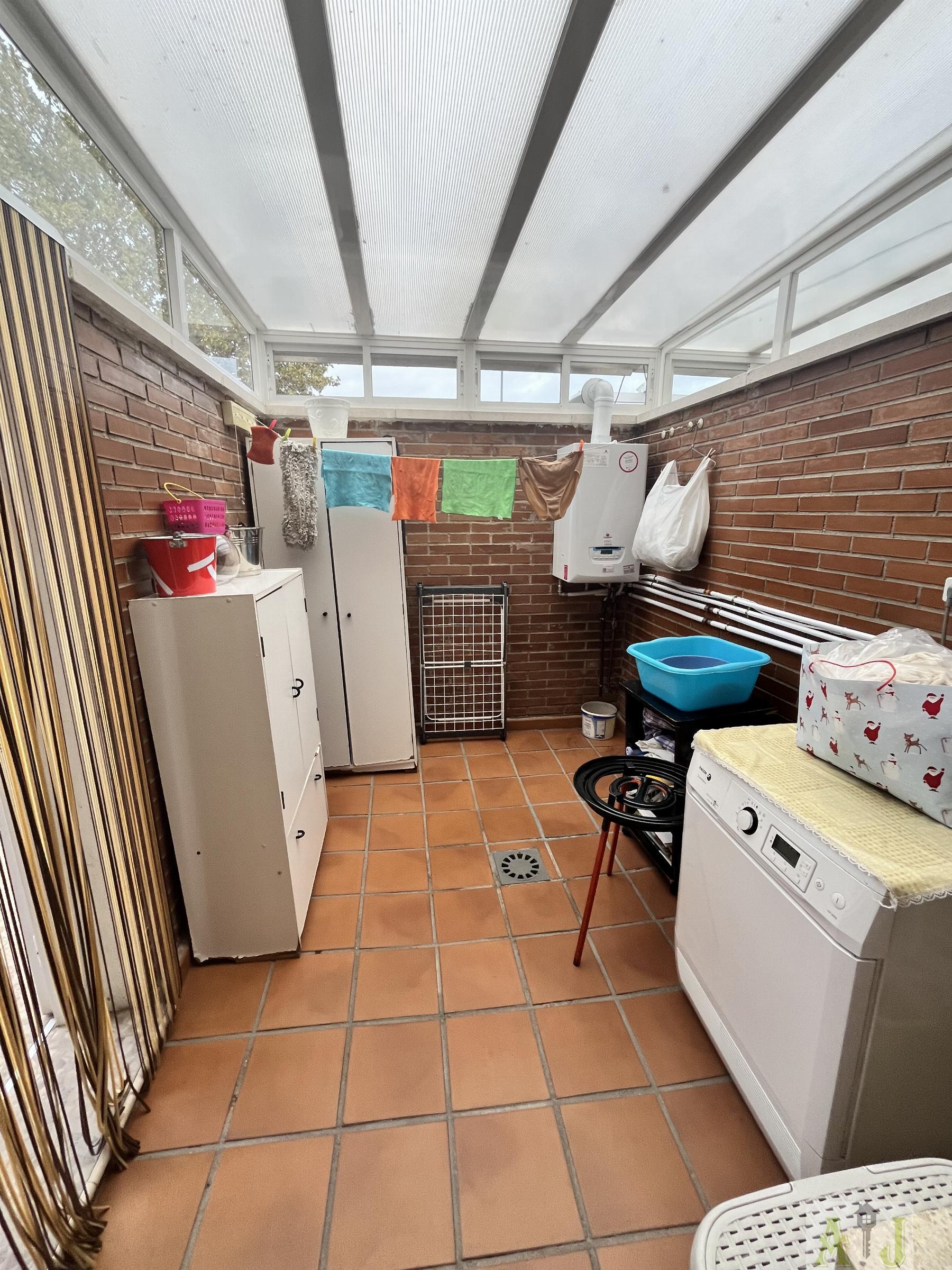 For sale of chalet in Paracuellos de Jarama