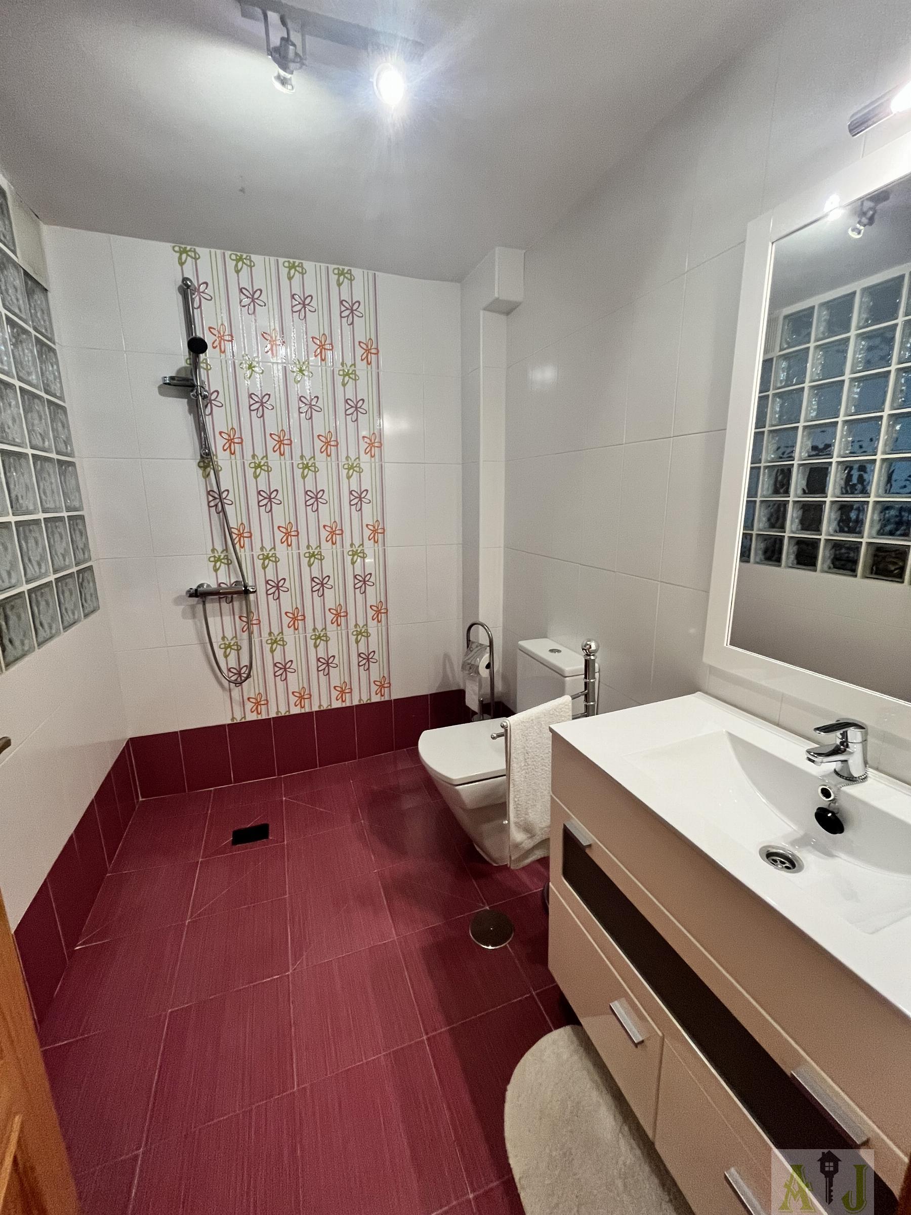For sale of chalet in Paracuellos de Jarama