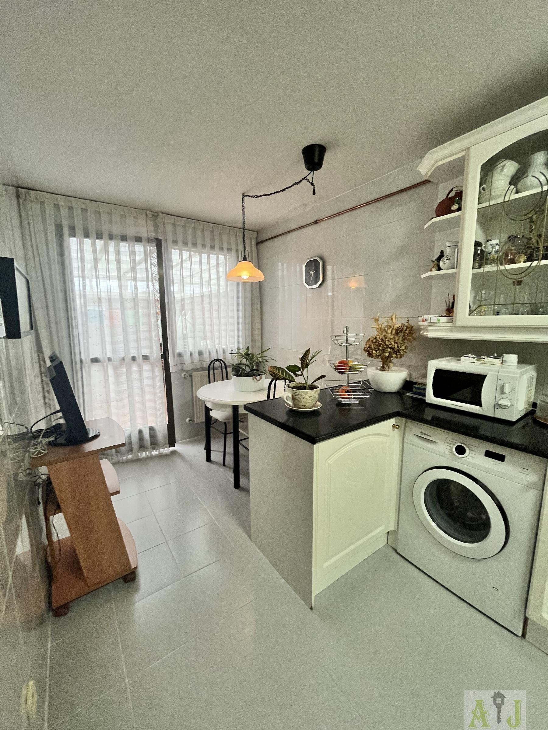 For sale of chalet in Paracuellos de Jarama