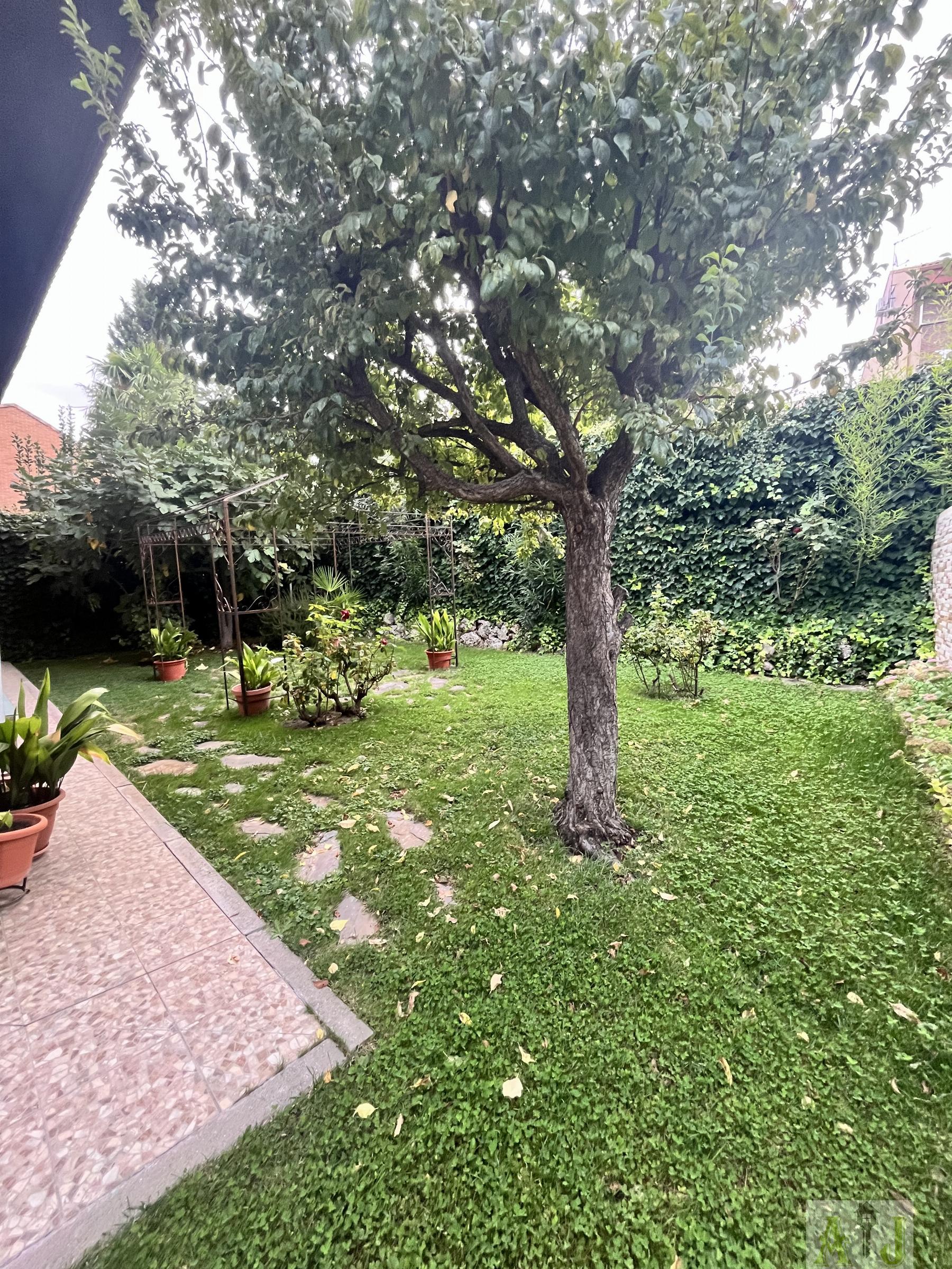 For sale of chalet in Paracuellos de Jarama