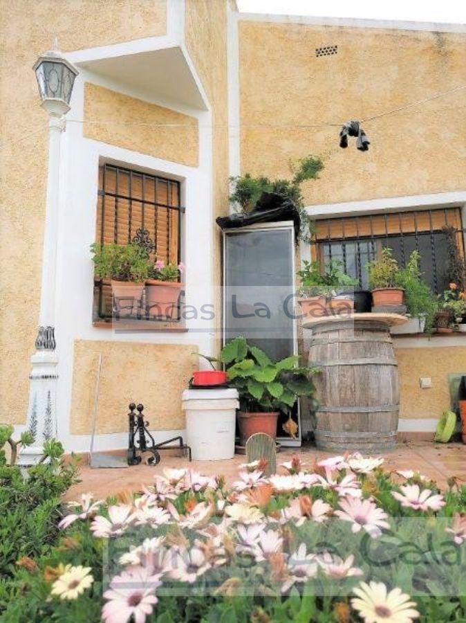 For sale of bungalow in Relleu