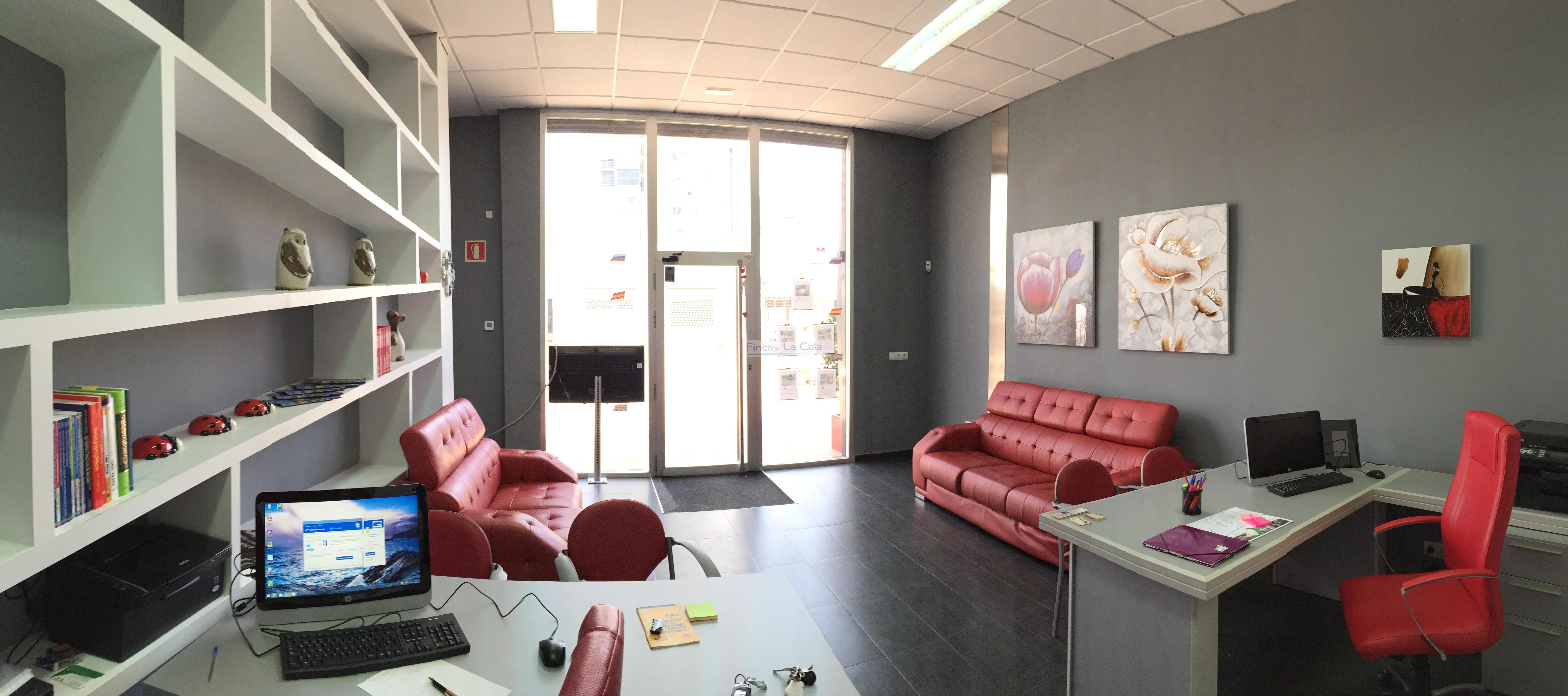 For sale of commercial in Finestrat