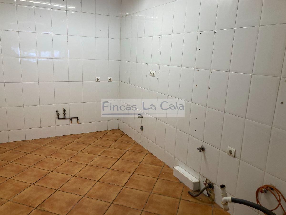 Venta de local comercial en Finestrat