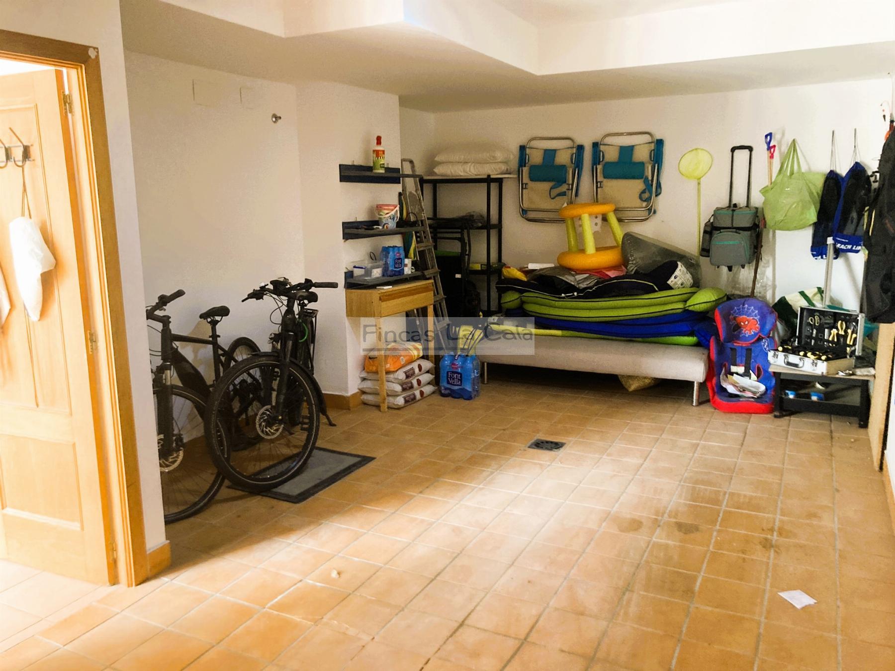 For sale of house in Finestrat