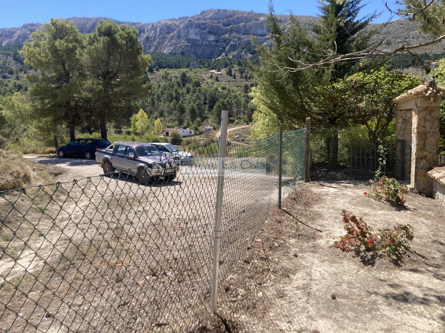 For sale of house in Confrides
