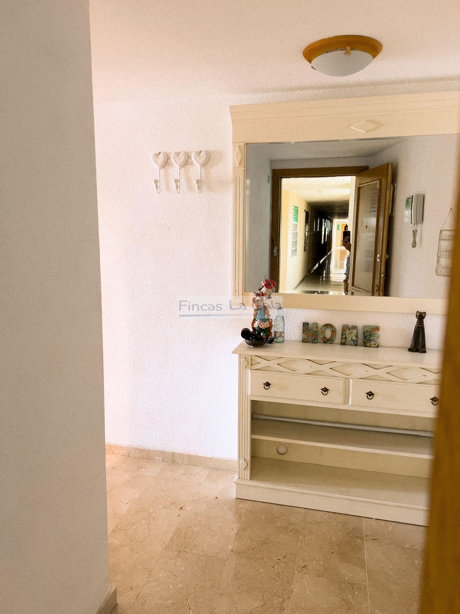 For sale of apartment in Villajoyosa