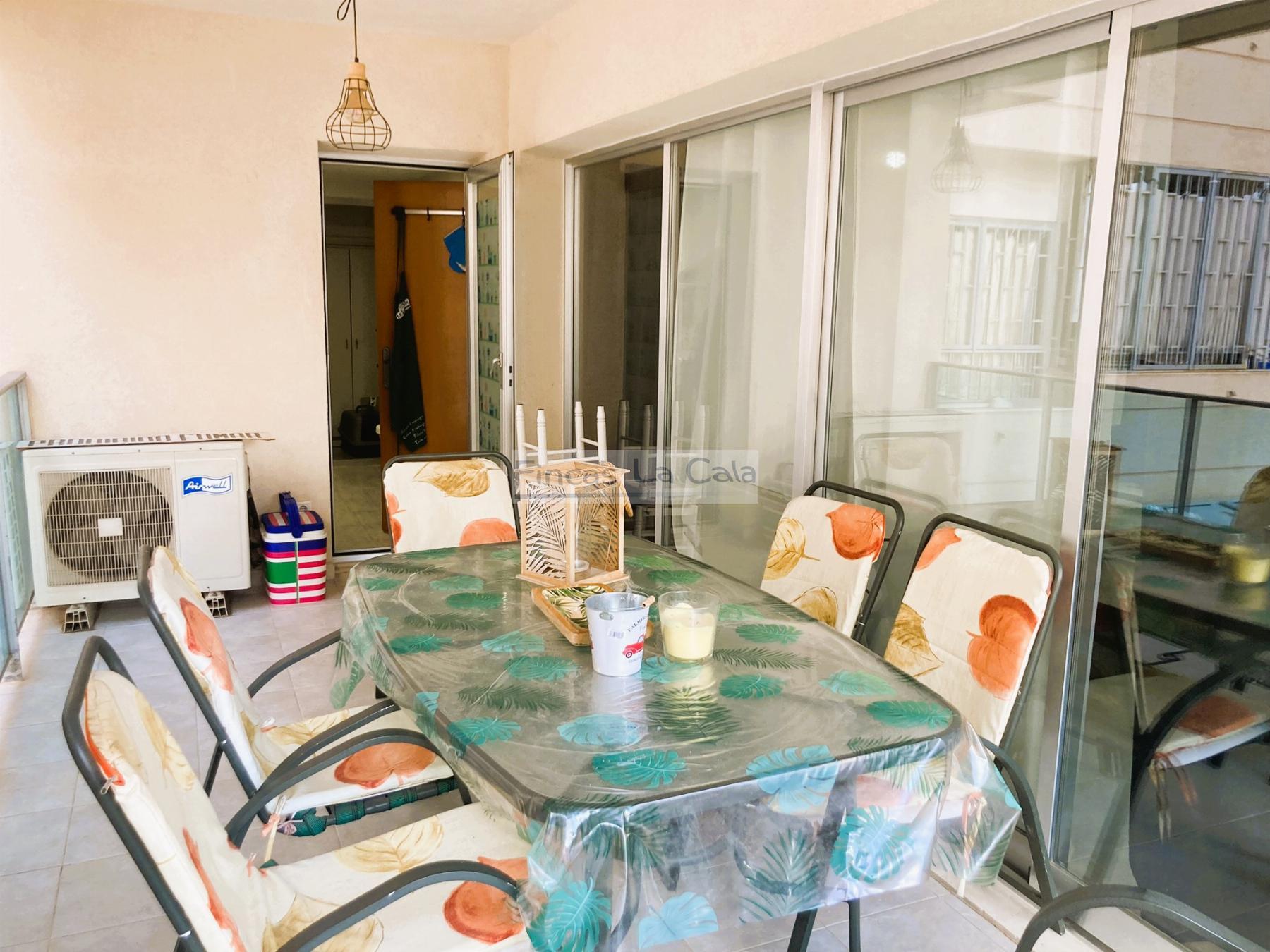 For sale of flat in Villajoyosa