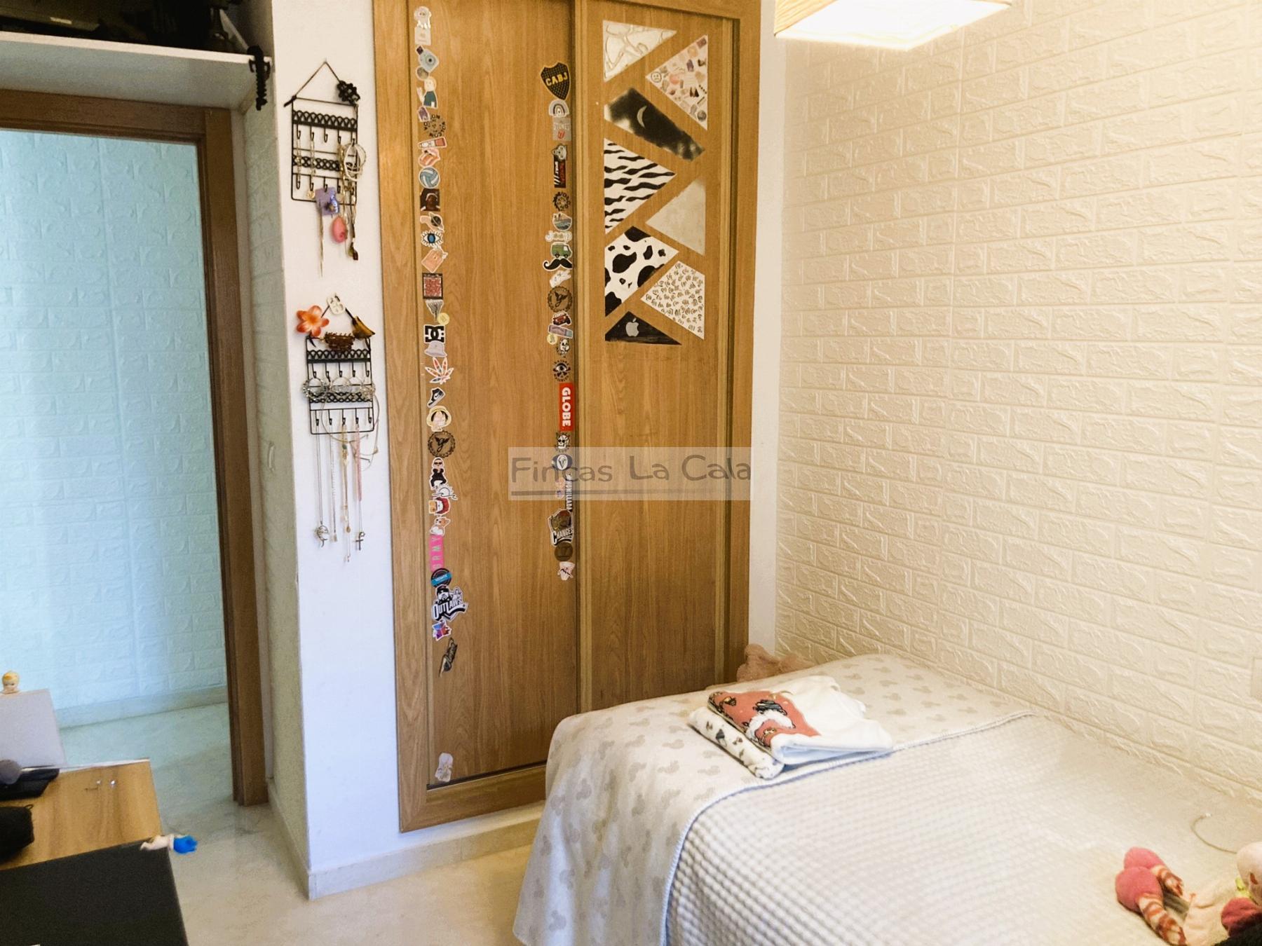 For sale of flat in Villajoyosa