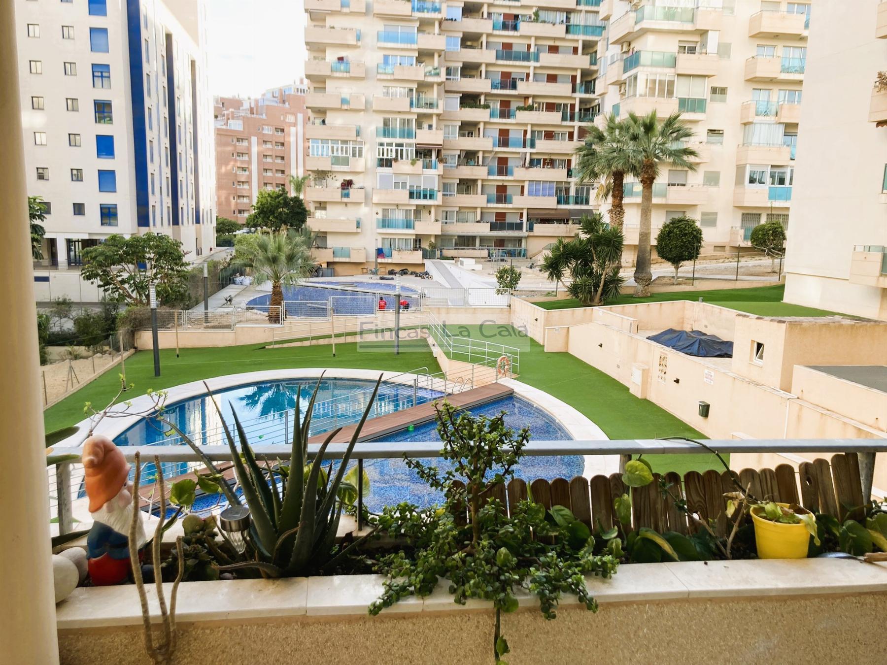For sale of flat in Villajoyosa