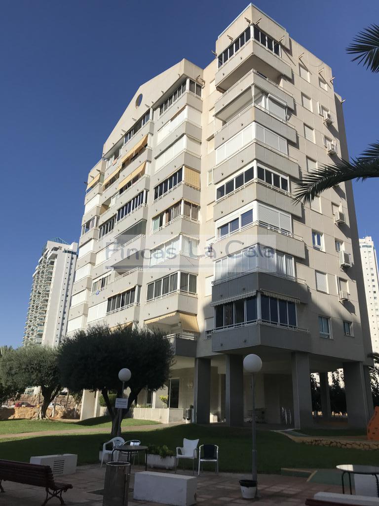 For sale of garage in Finestrat