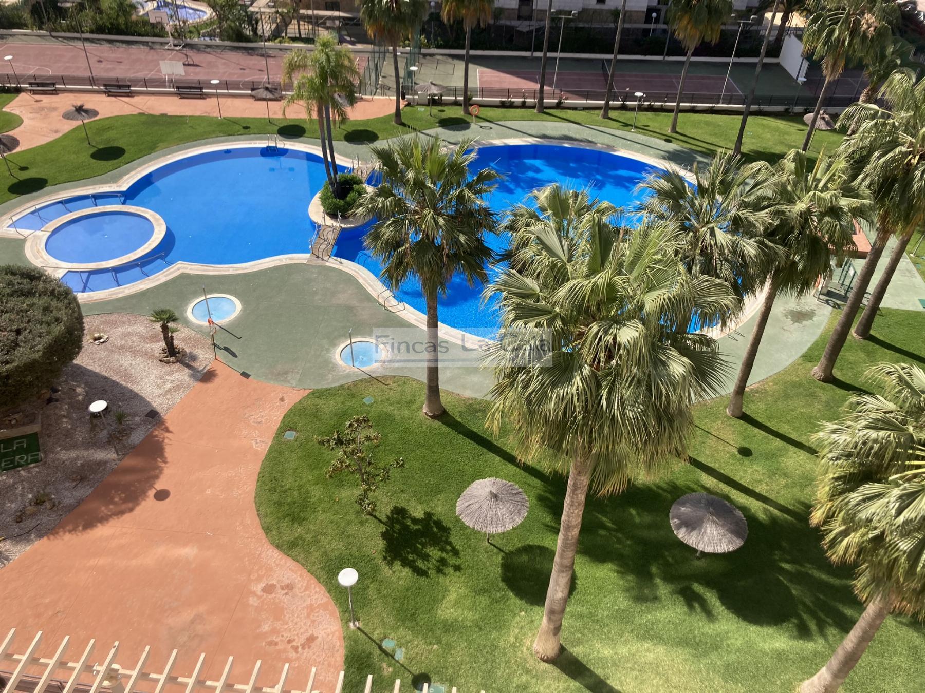 For sale of apartment in Villajoyosa