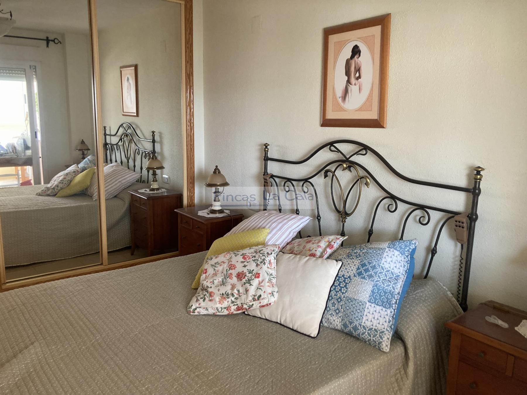 For sale of apartment in Villajoyosa