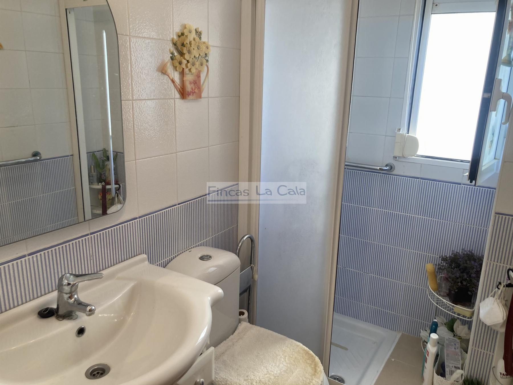 For sale of apartment in Villajoyosa