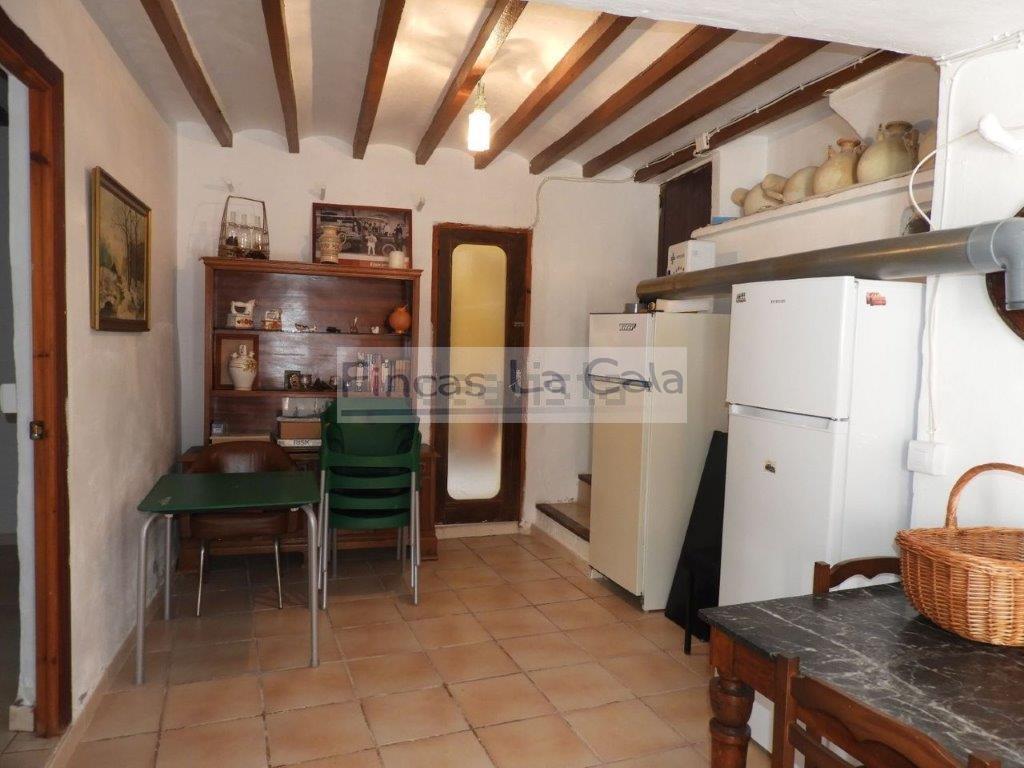 For sale of rural property in Relleu