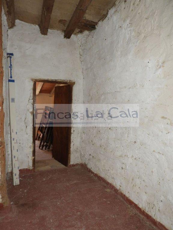 For sale of rural property in Relleu