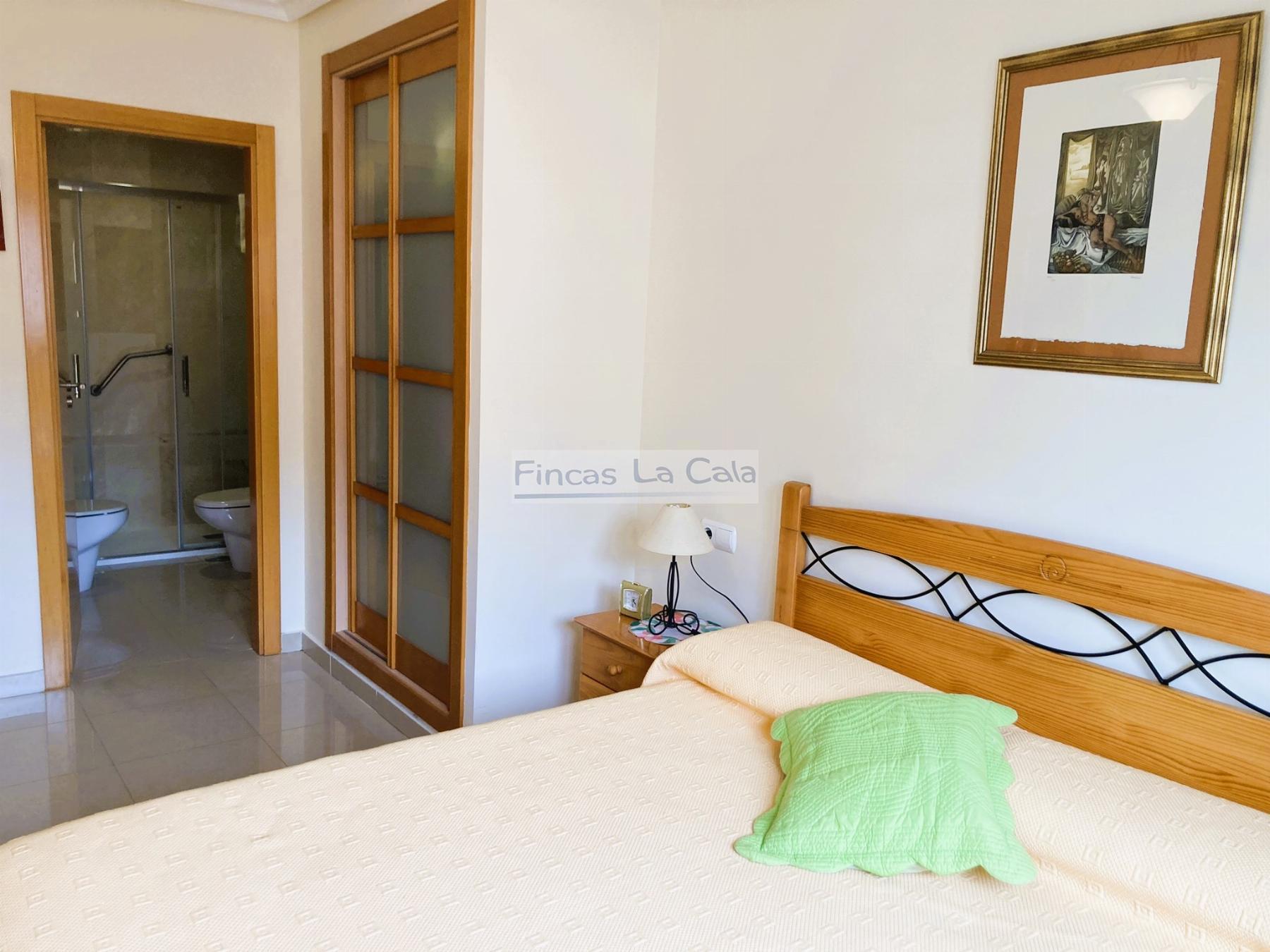 For sale of apartment in Villajoyosa