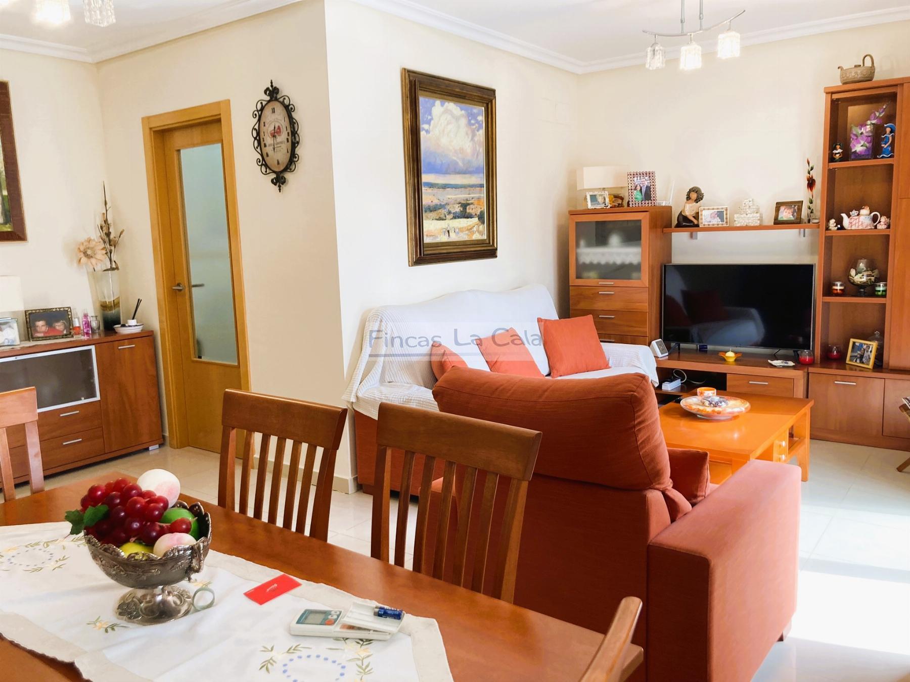 For sale of apartment in Villajoyosa