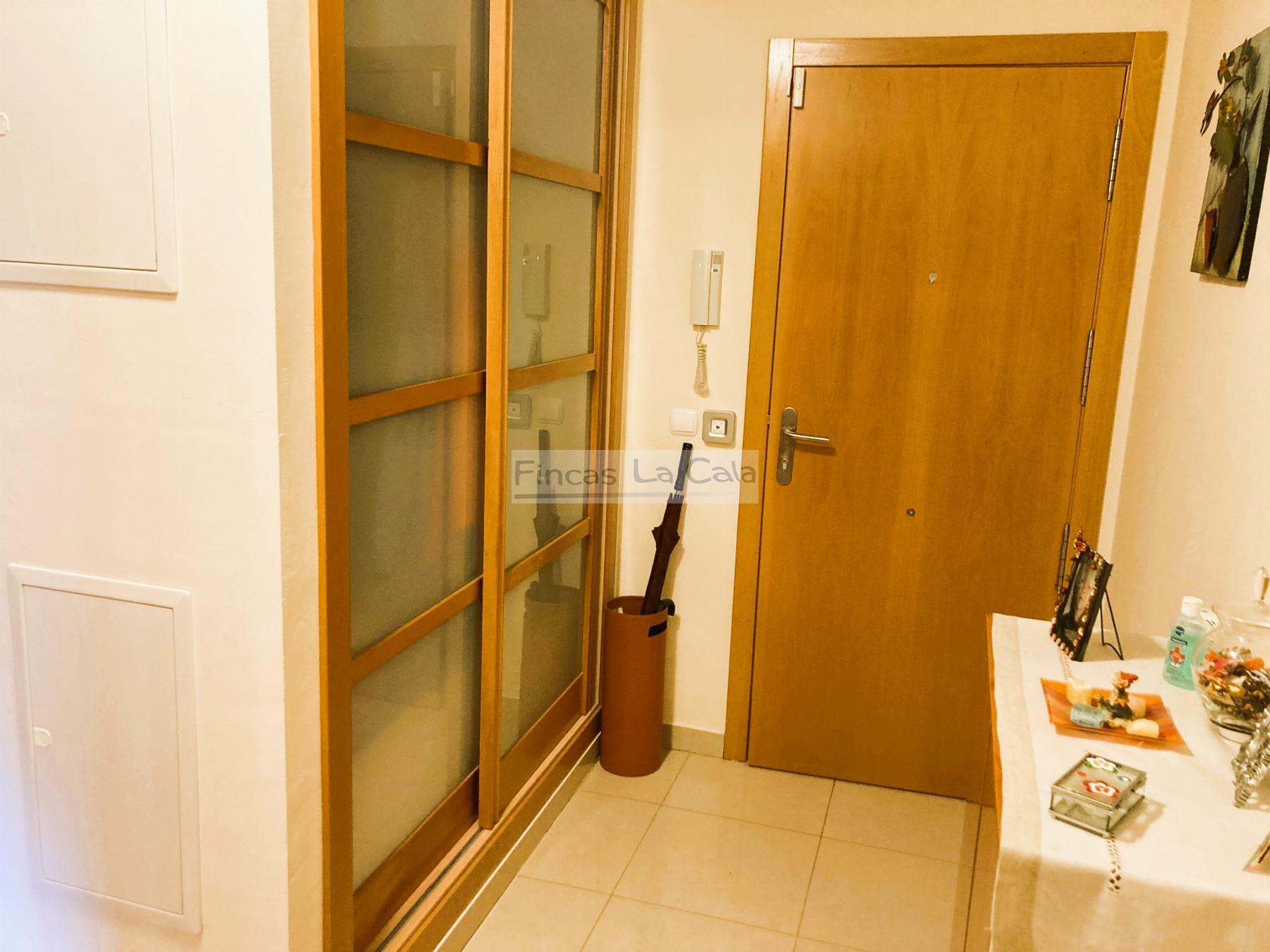 For sale of apartment in Villajoyosa
