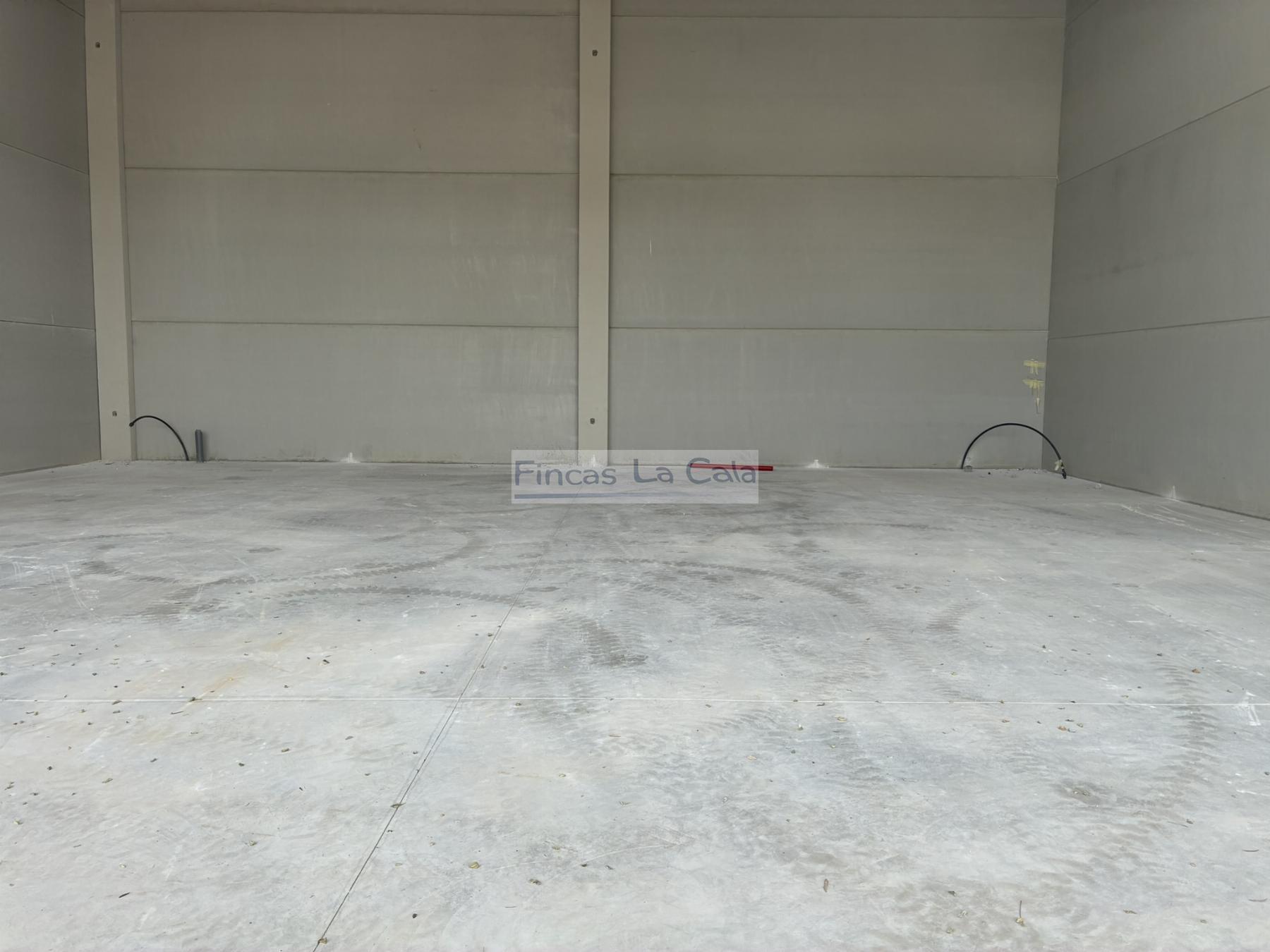 Alquiler de nave en Villajoyosa