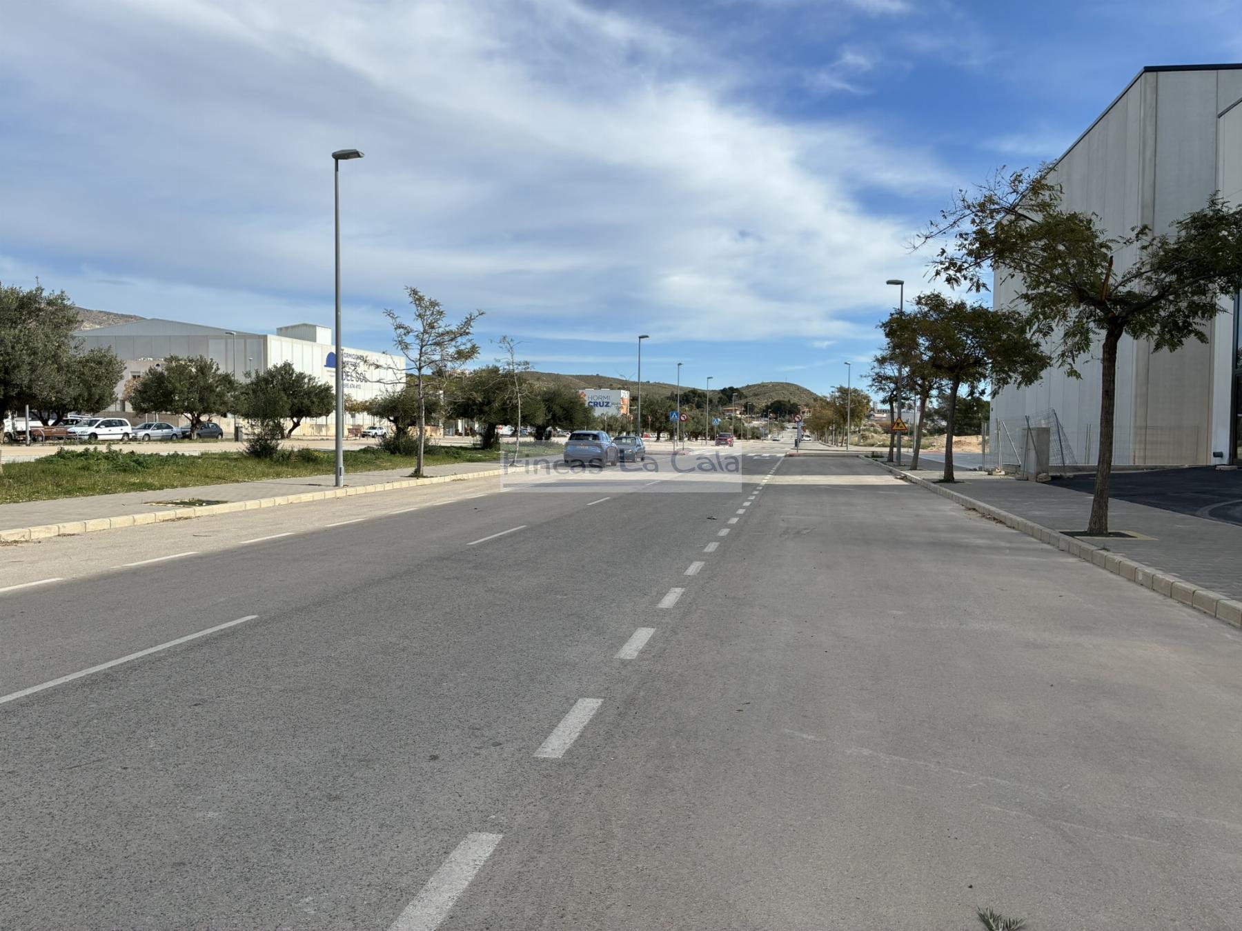 Alquiler de nave en Villajoyosa