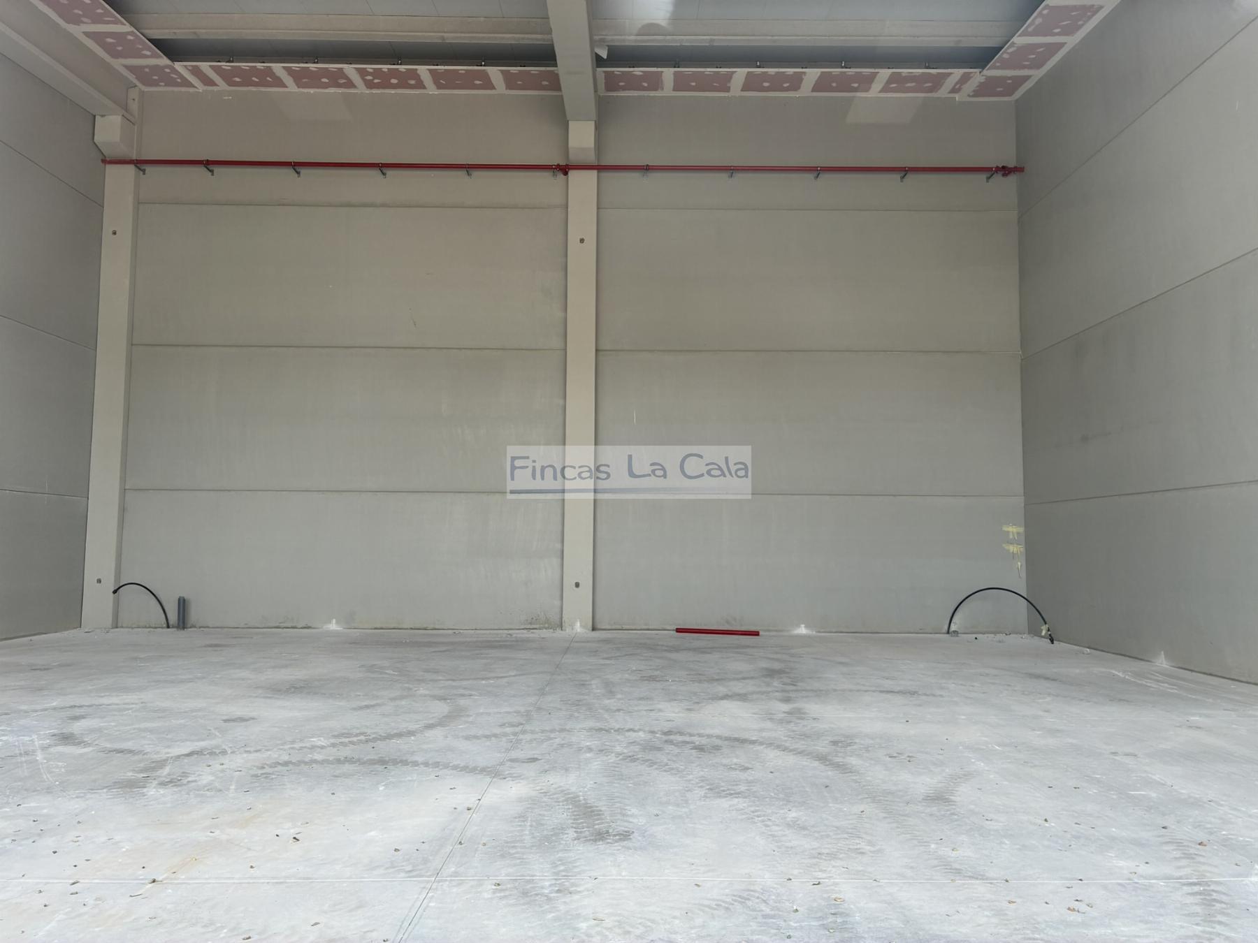 Alquiler de nave en Villajoyosa