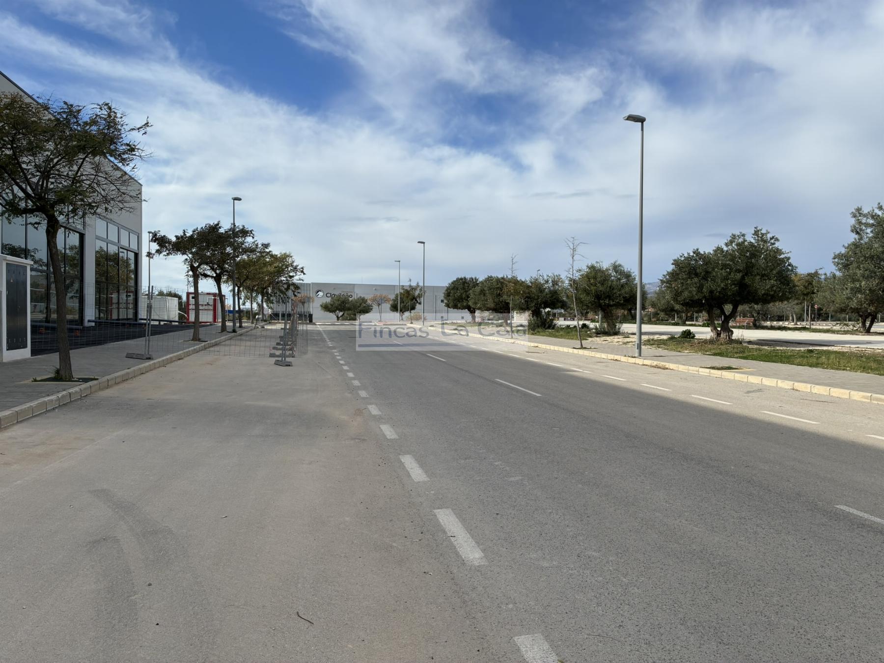 Alquiler de nave en Villajoyosa