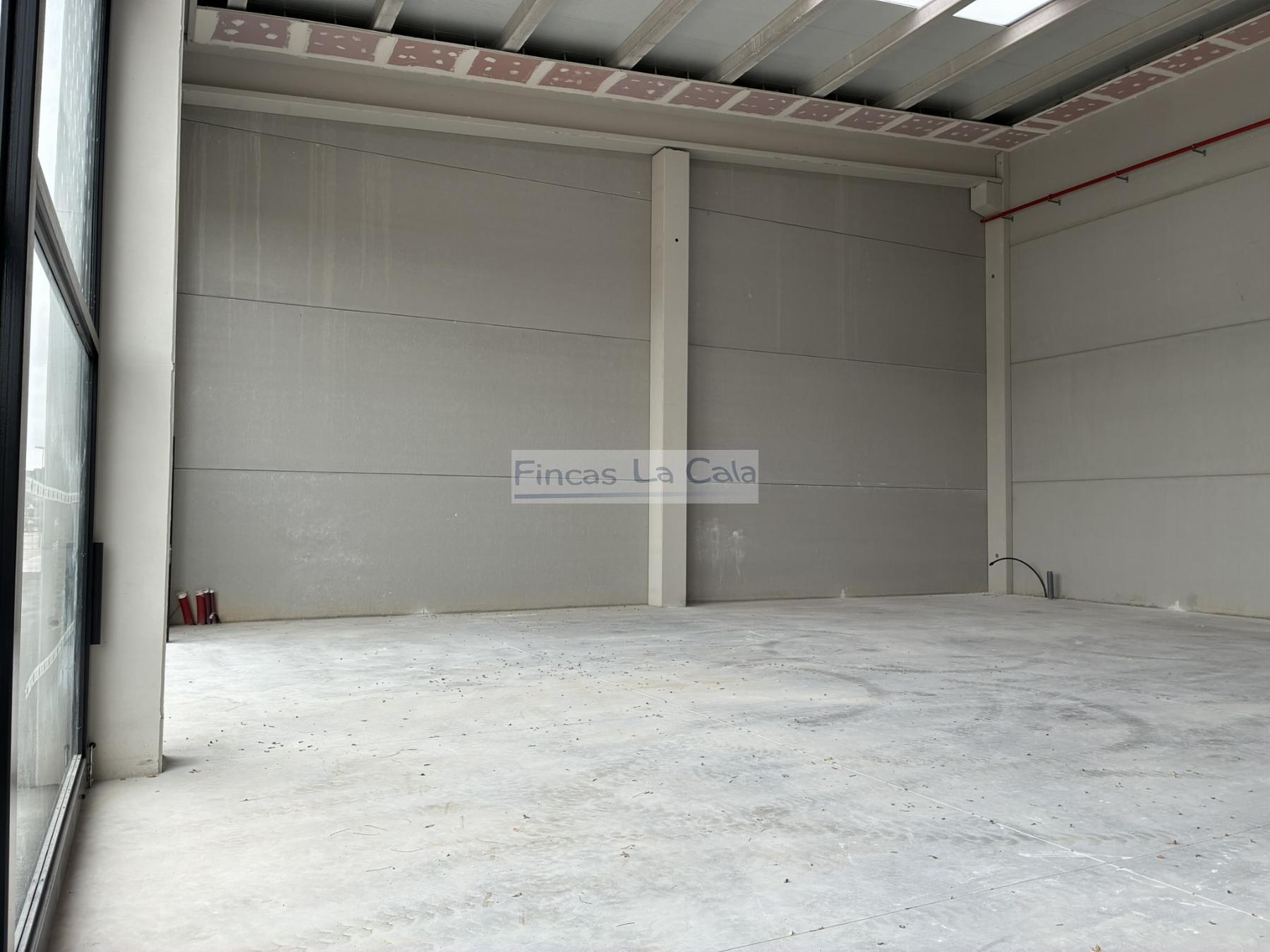 Alquiler de nave en Villajoyosa