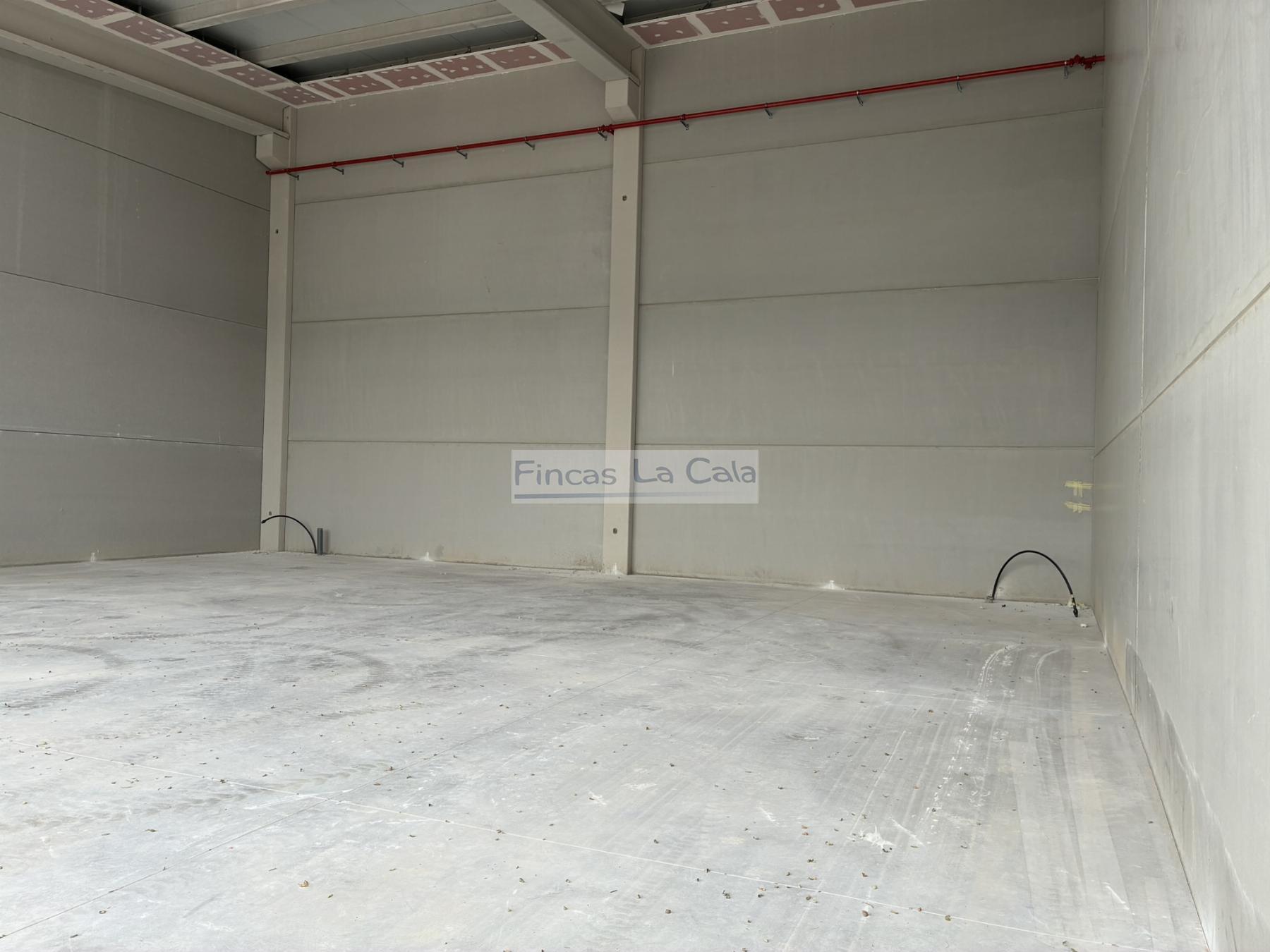 Alquiler de nave en Villajoyosa