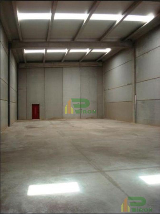 For sale of industrial plant/warehouse in La Hoya de Lorca