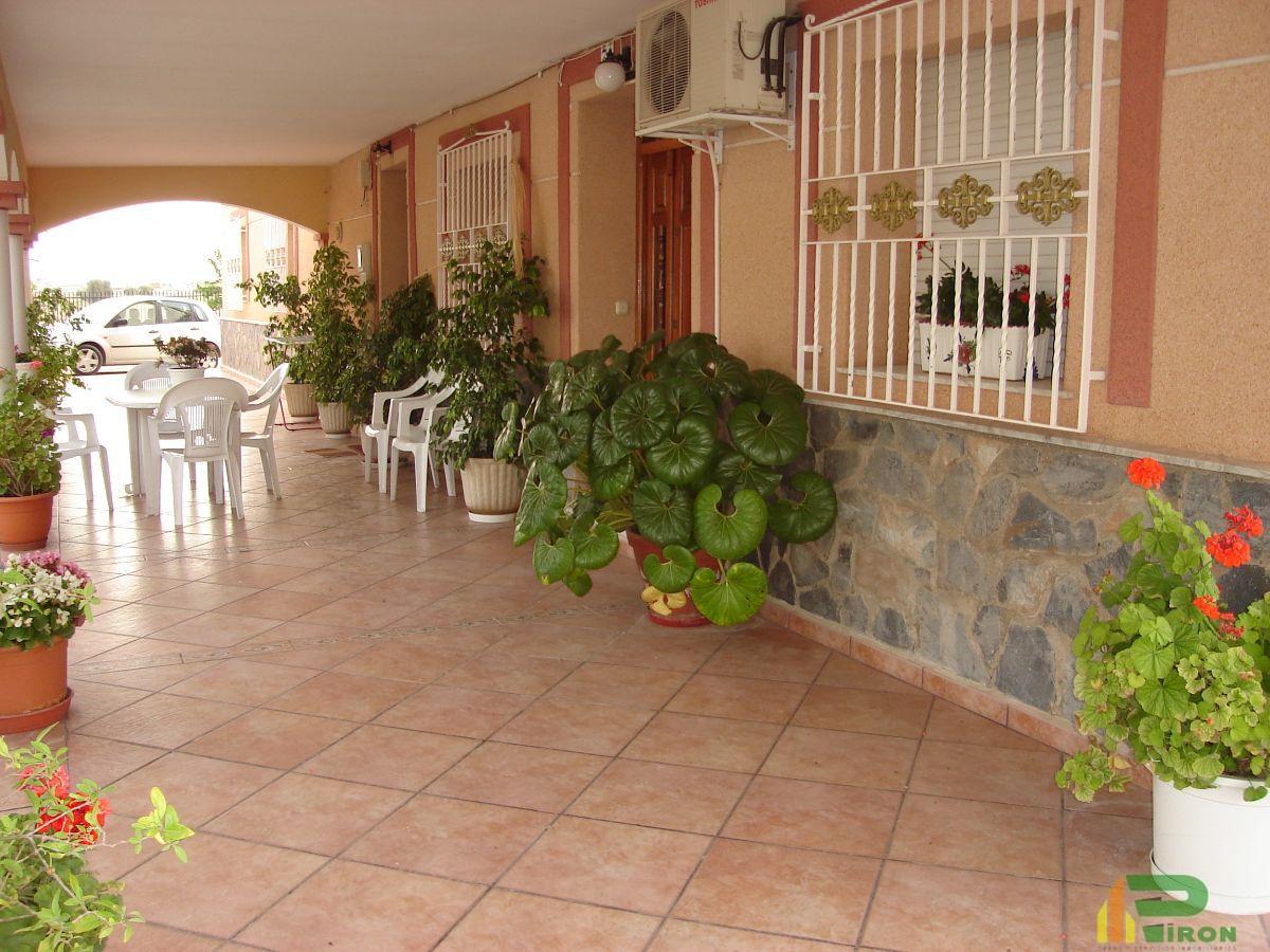 For sale of house in La Hoya de Lorca