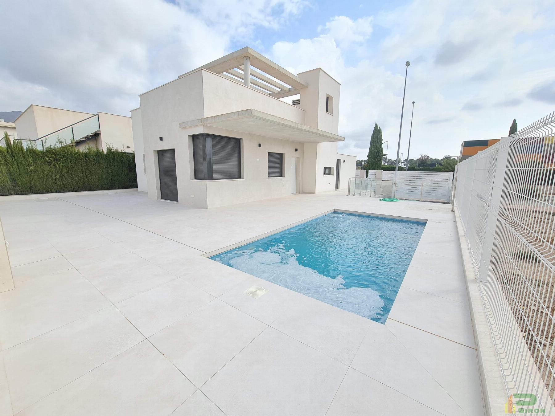 Venta de villa en Lorca