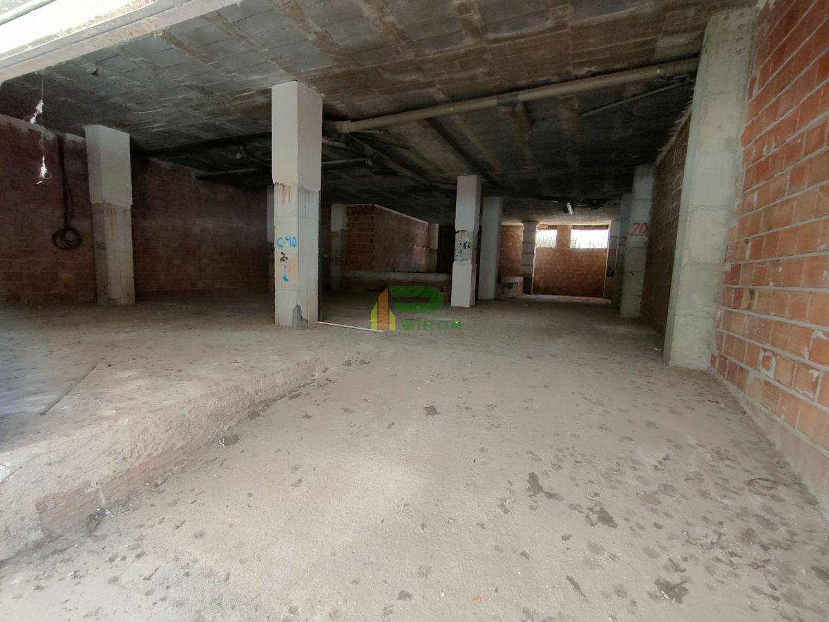 For sale of commercial in Lorca