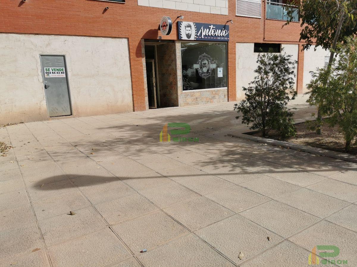 For rent of premises in Lorca