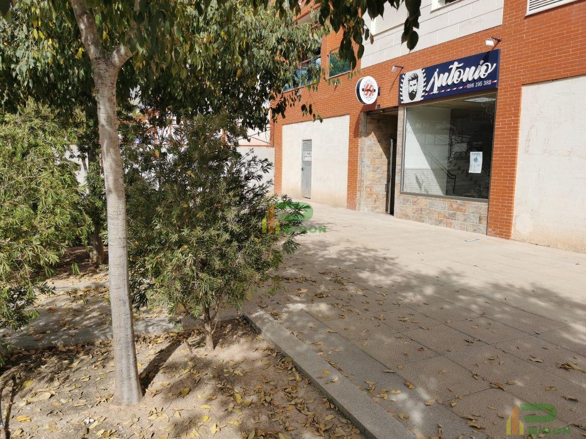 For rent of premises in Lorca