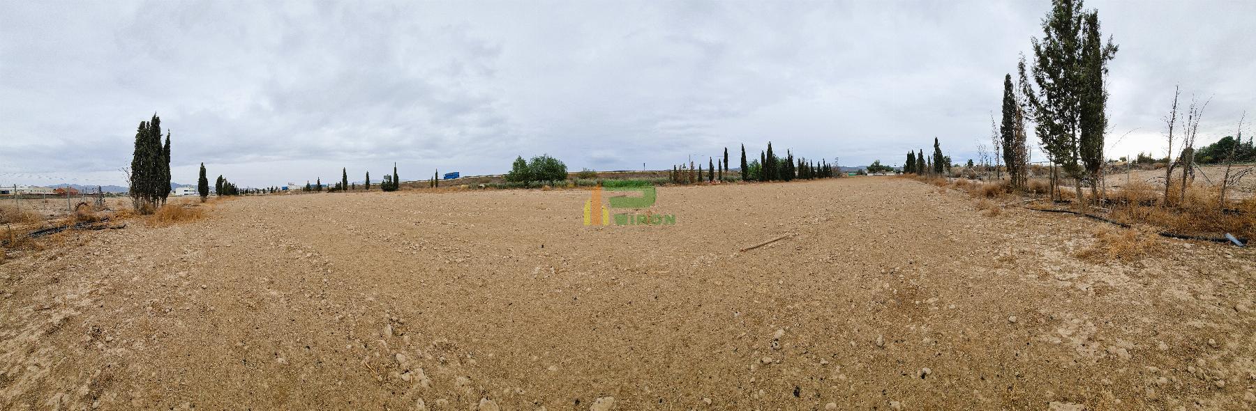 Venta de terreno en Lorca