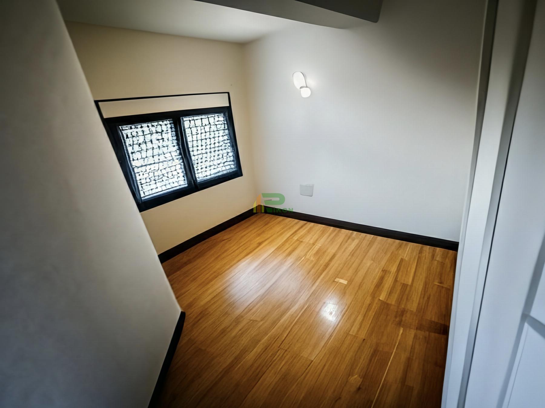For sale of ground floor in Lorca
