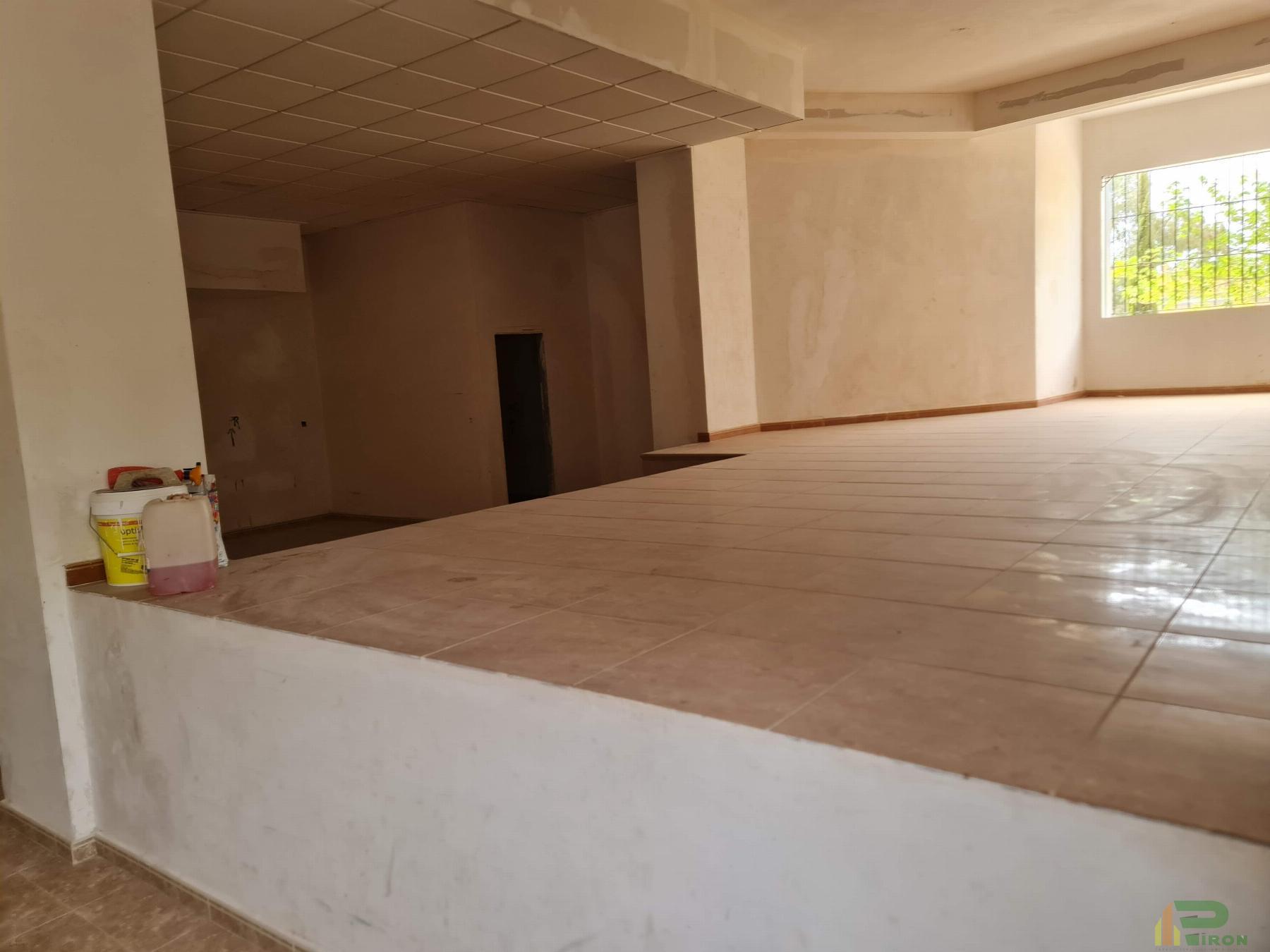 Venta de local comercial en Lorca