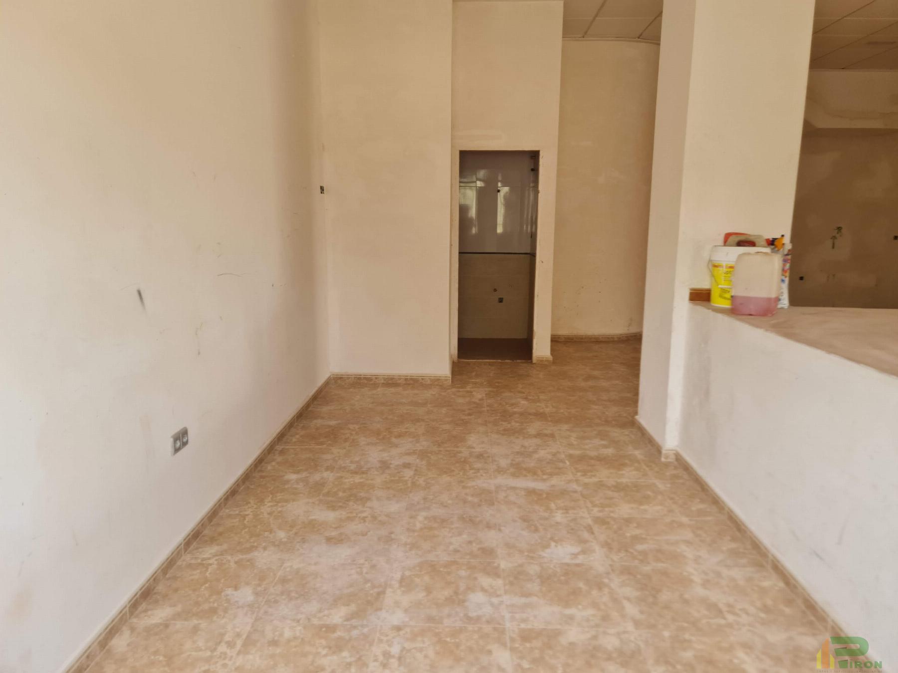 Venta de local comercial en Lorca