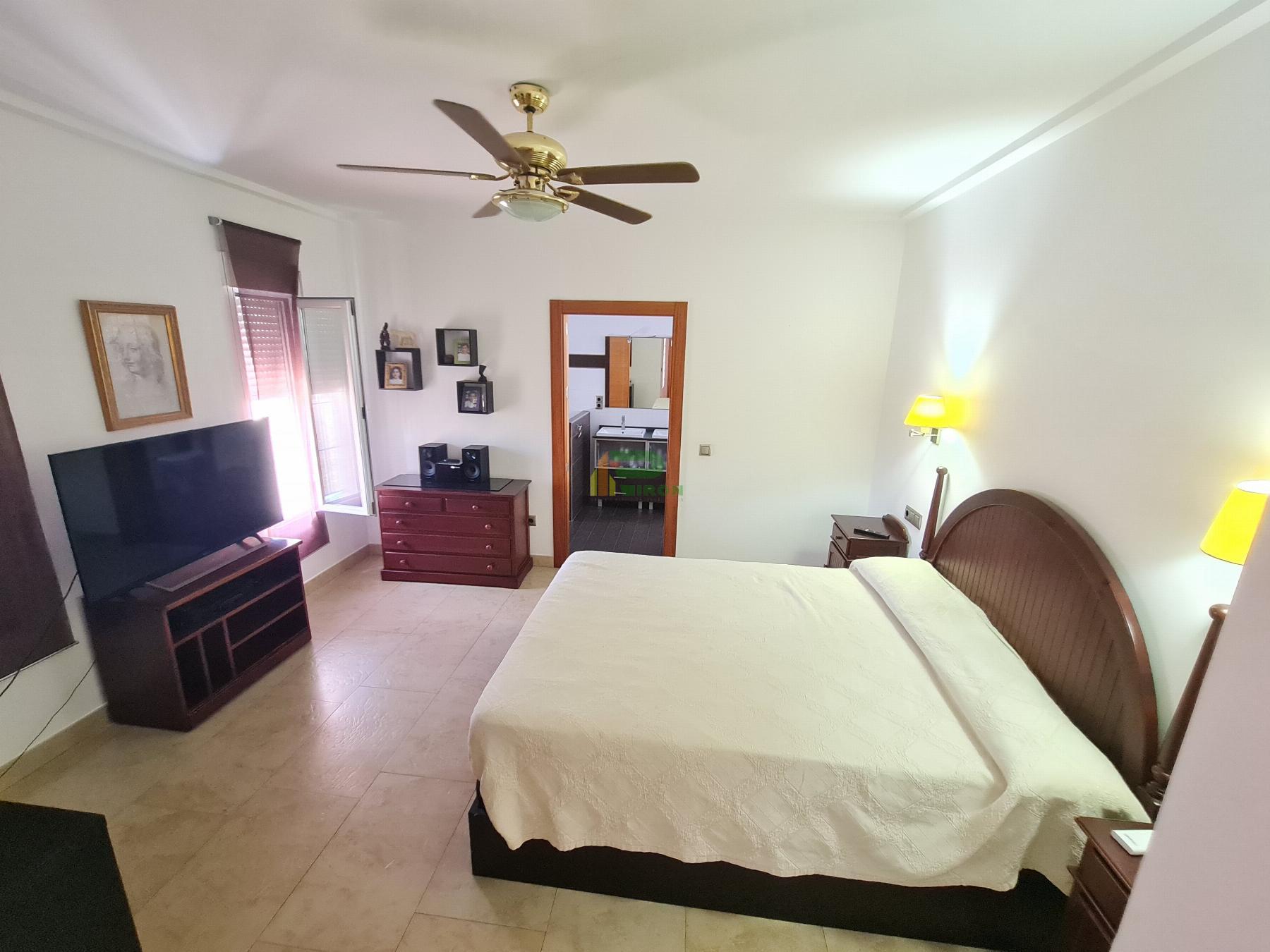 For sale of chalet in La Hoya de Lorca