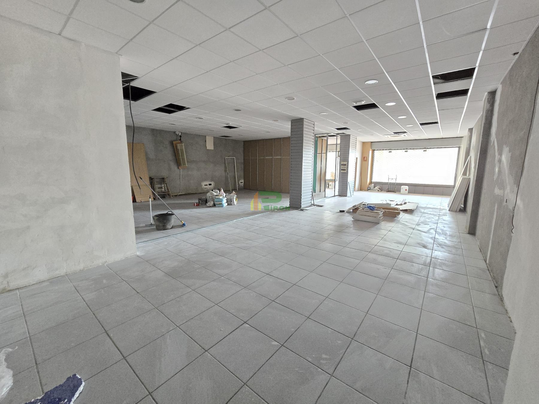 Venta de local comercial en Lorca