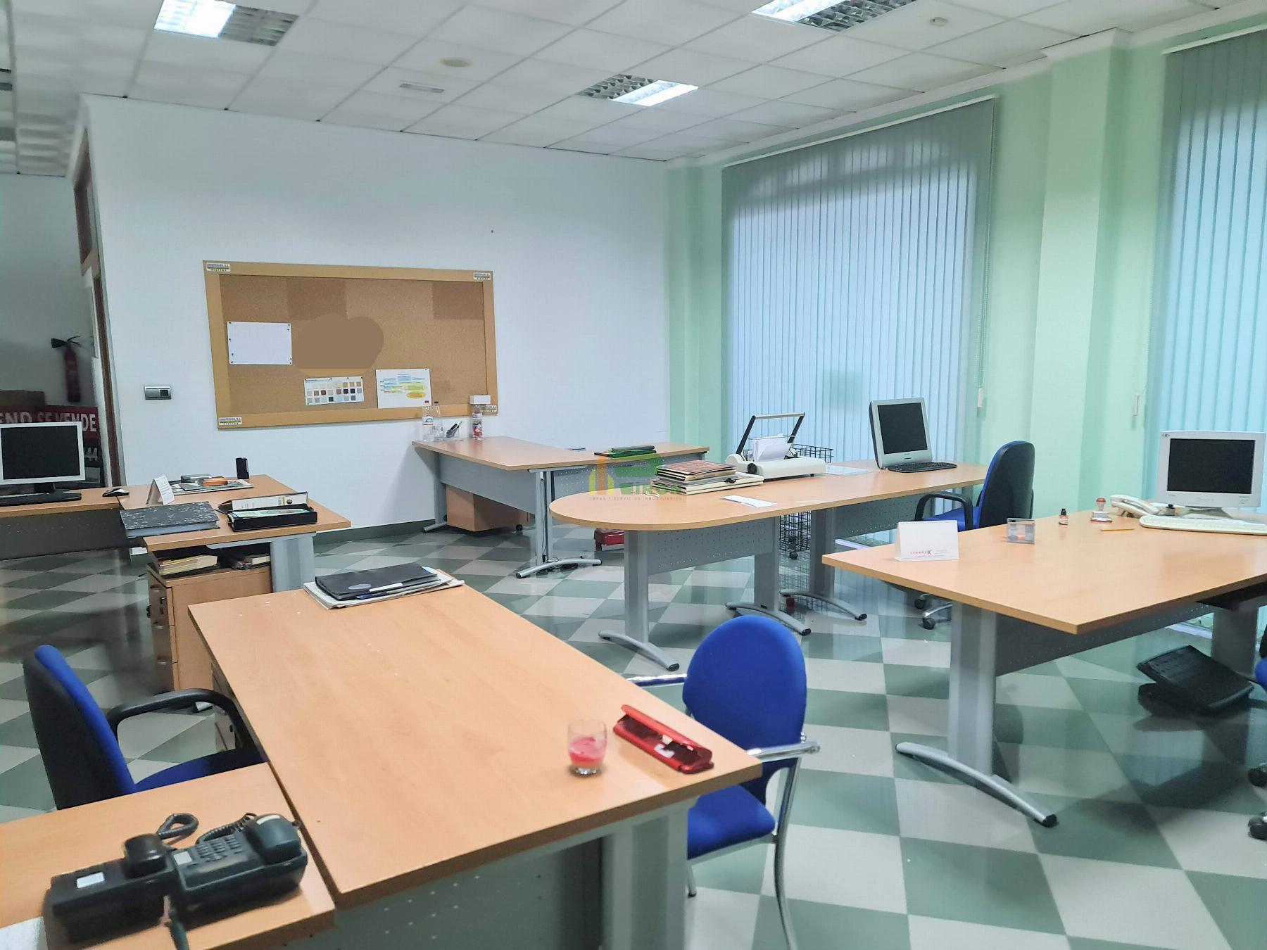 Venta de local en Lorca