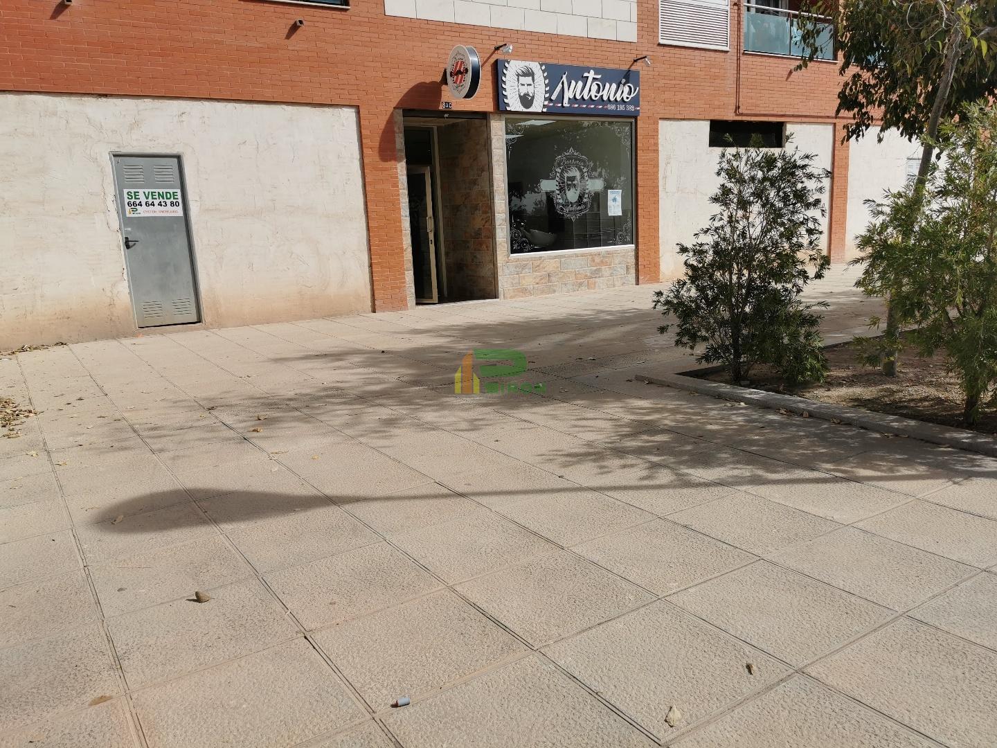 Venta de local en Lorca