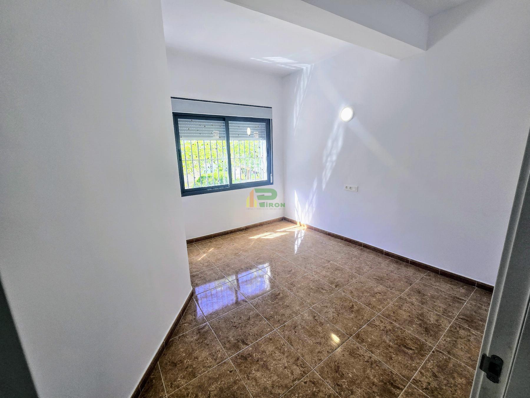 Venta de planta baja en Lorca