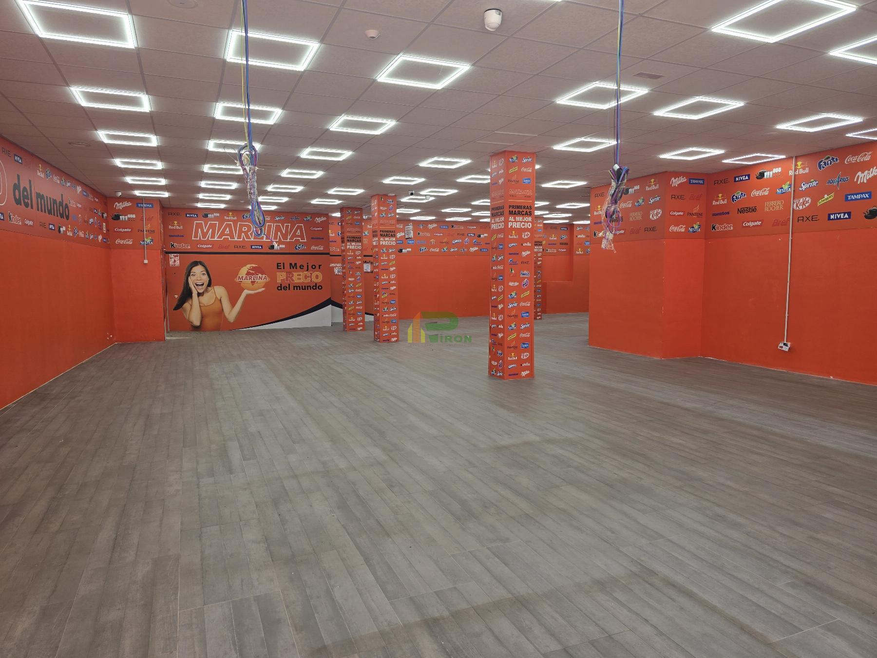 Venta de local en Lorca