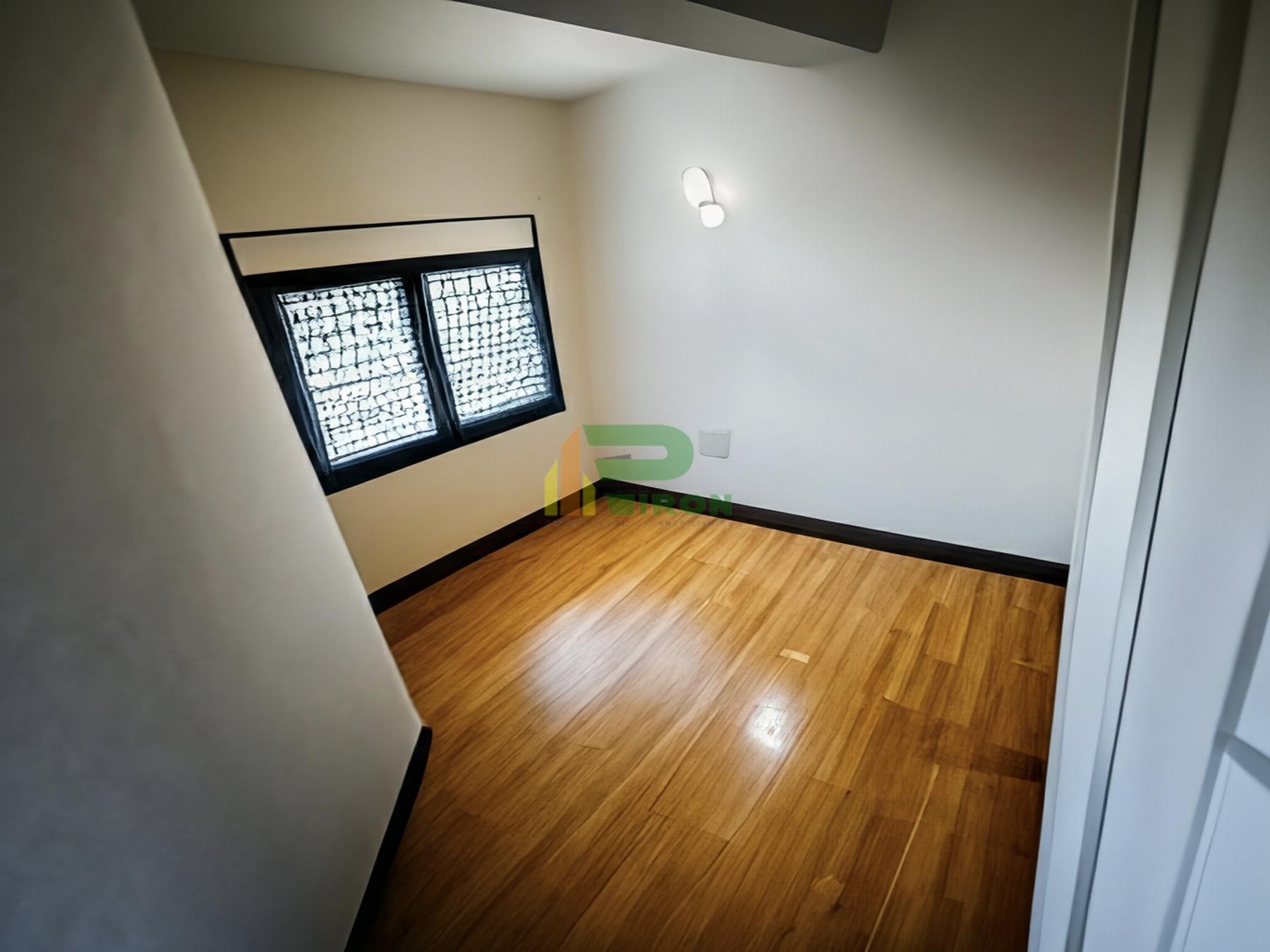 Venta de planta baja en Lorca