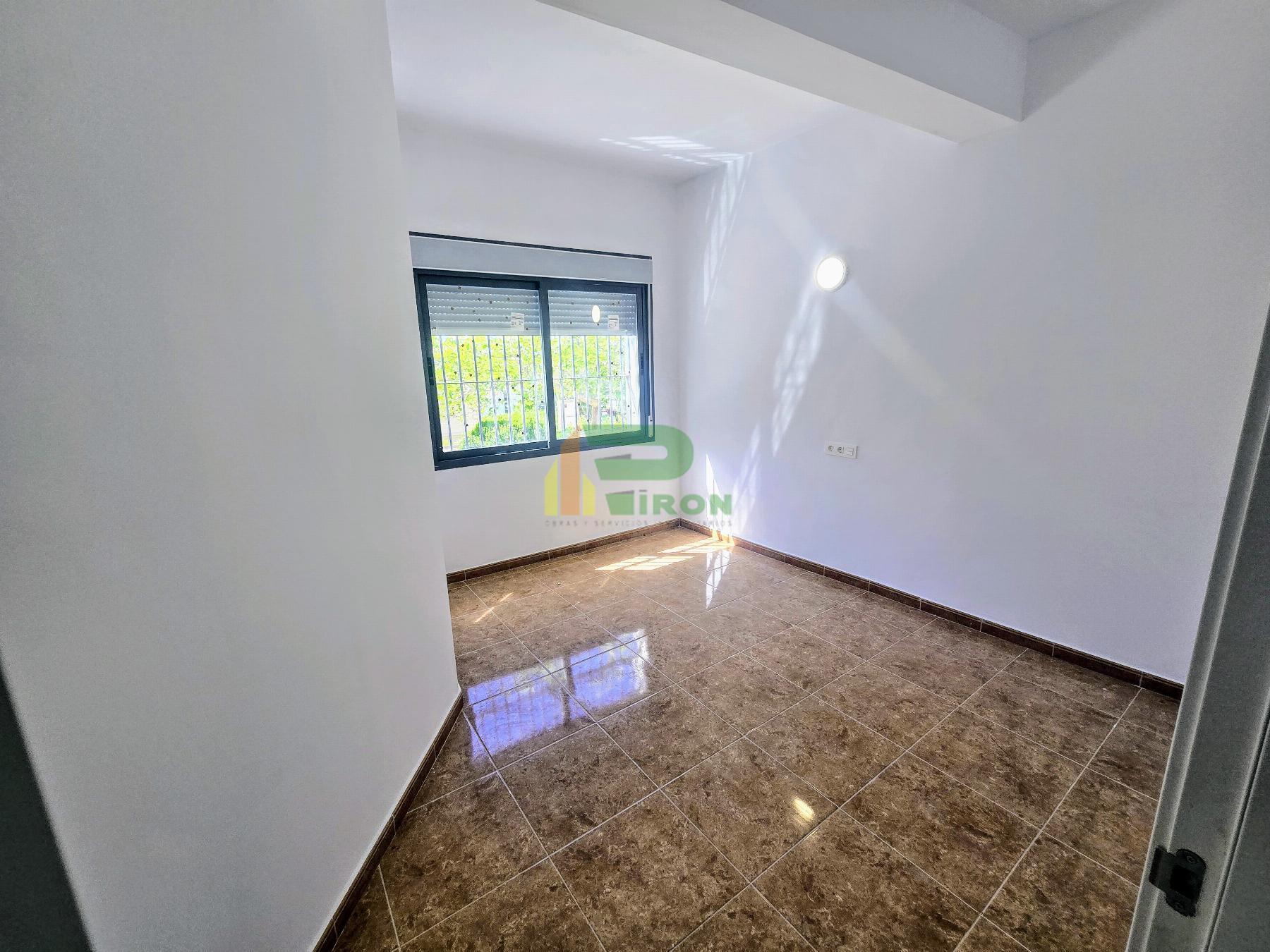 Venta de planta baja en Lorca
